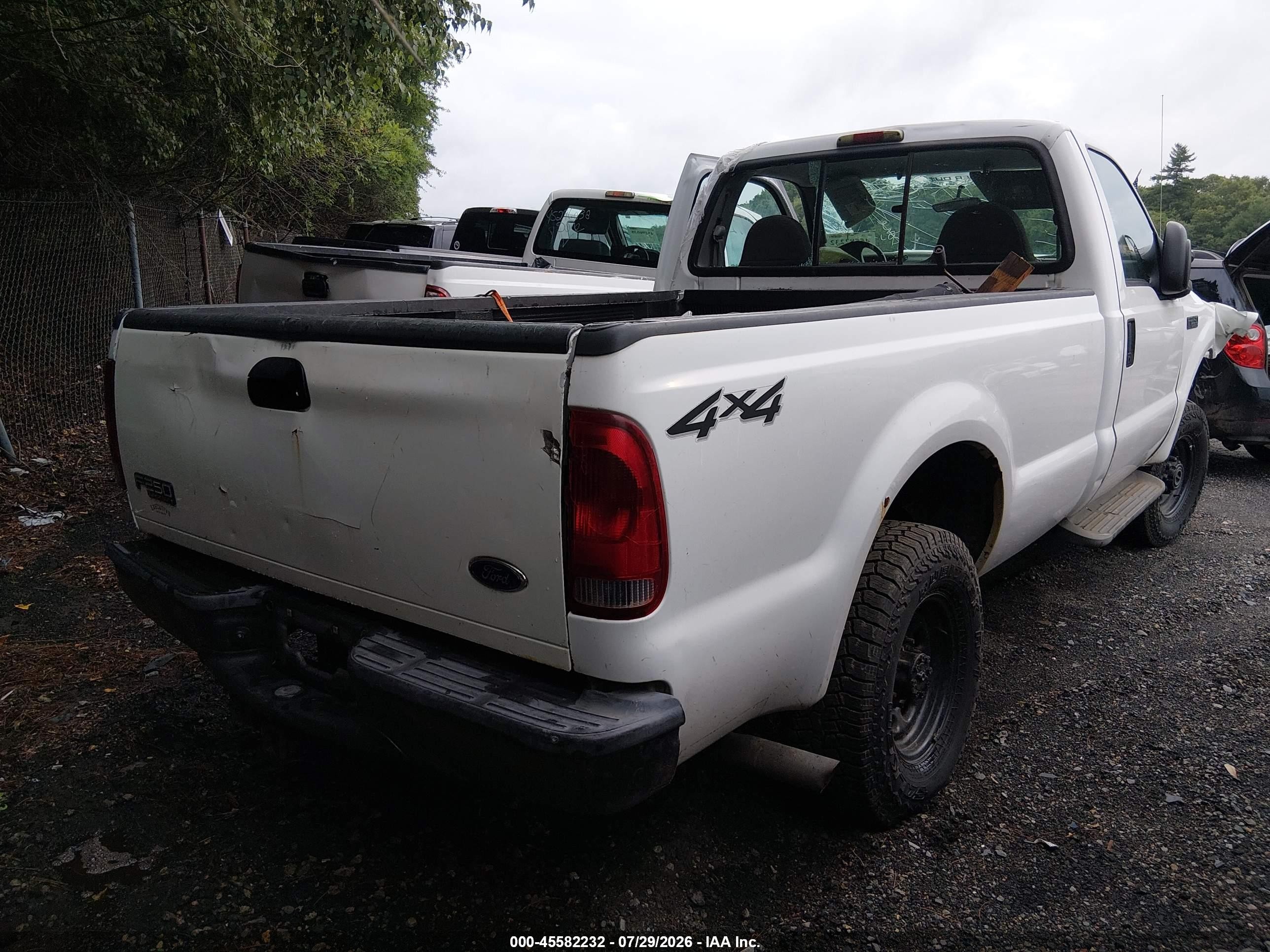 2004 Ford F-250 Xl/xlt Белый vin: 1FTNF21L44EC53047