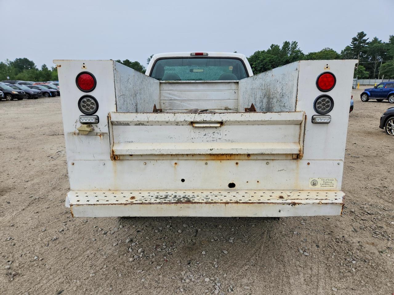 2004 Ford F250 Super Duty White vin: 1FTNF21L74ED93643