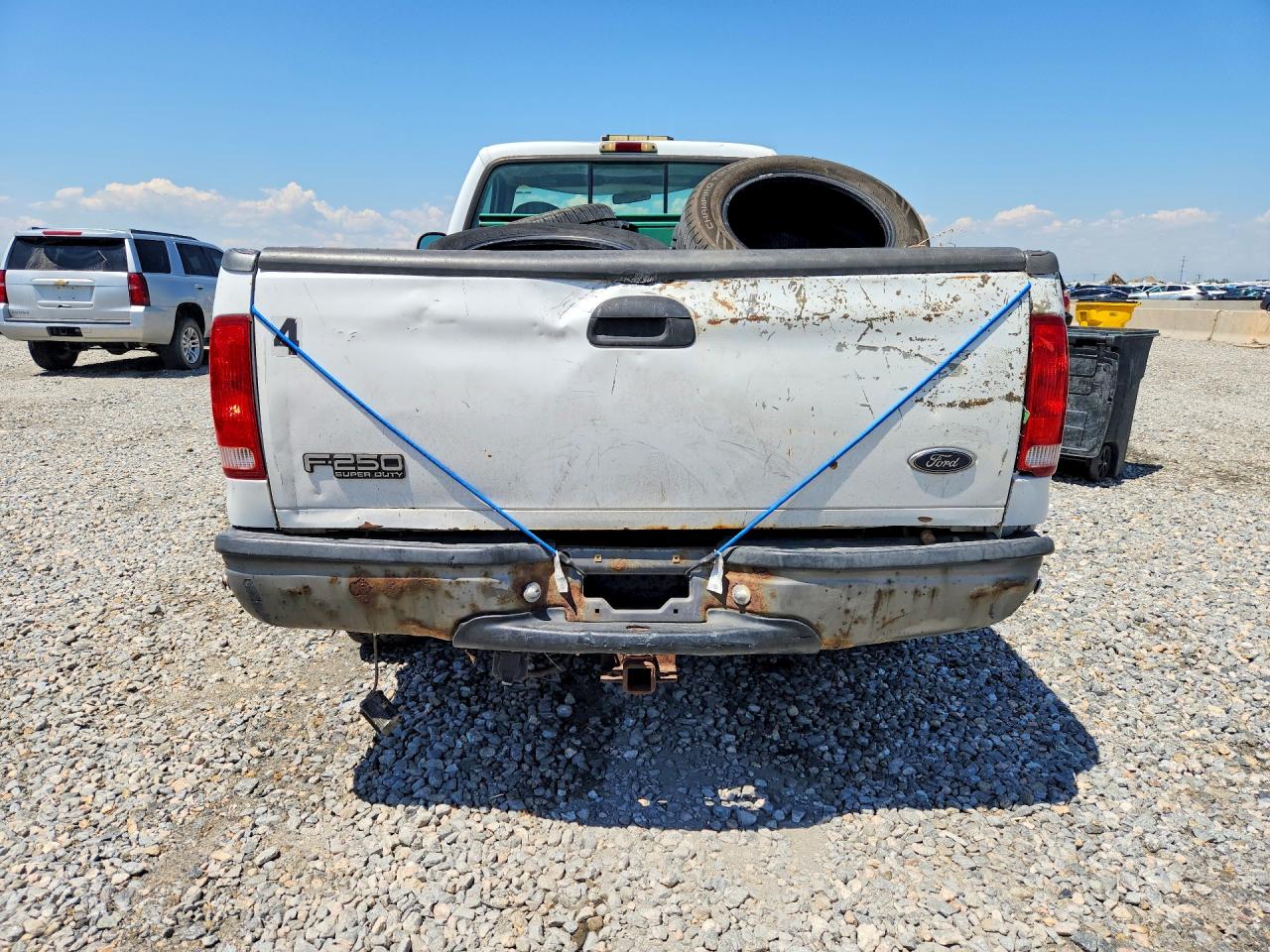 1999 Ford F250 Super Duty White vin: 1FTNF21L8XEE31112
