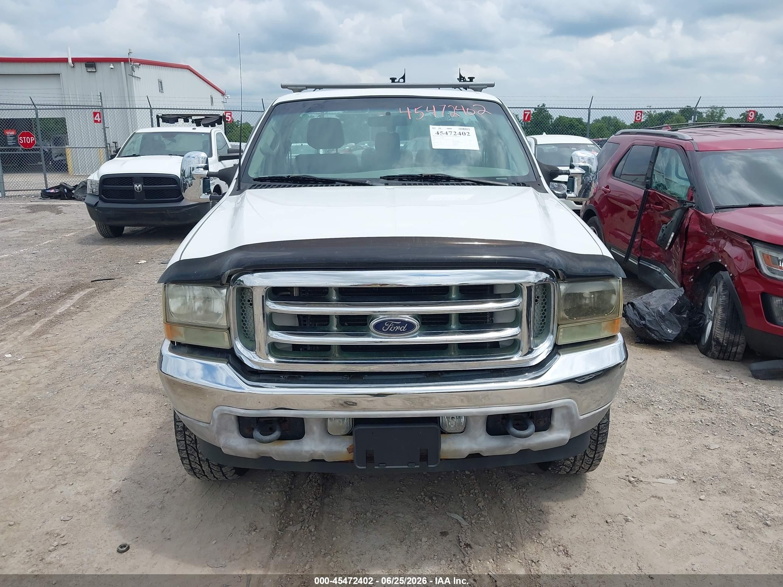 2001 Ford F-250   White vin: 1FTNF21L91EC06415