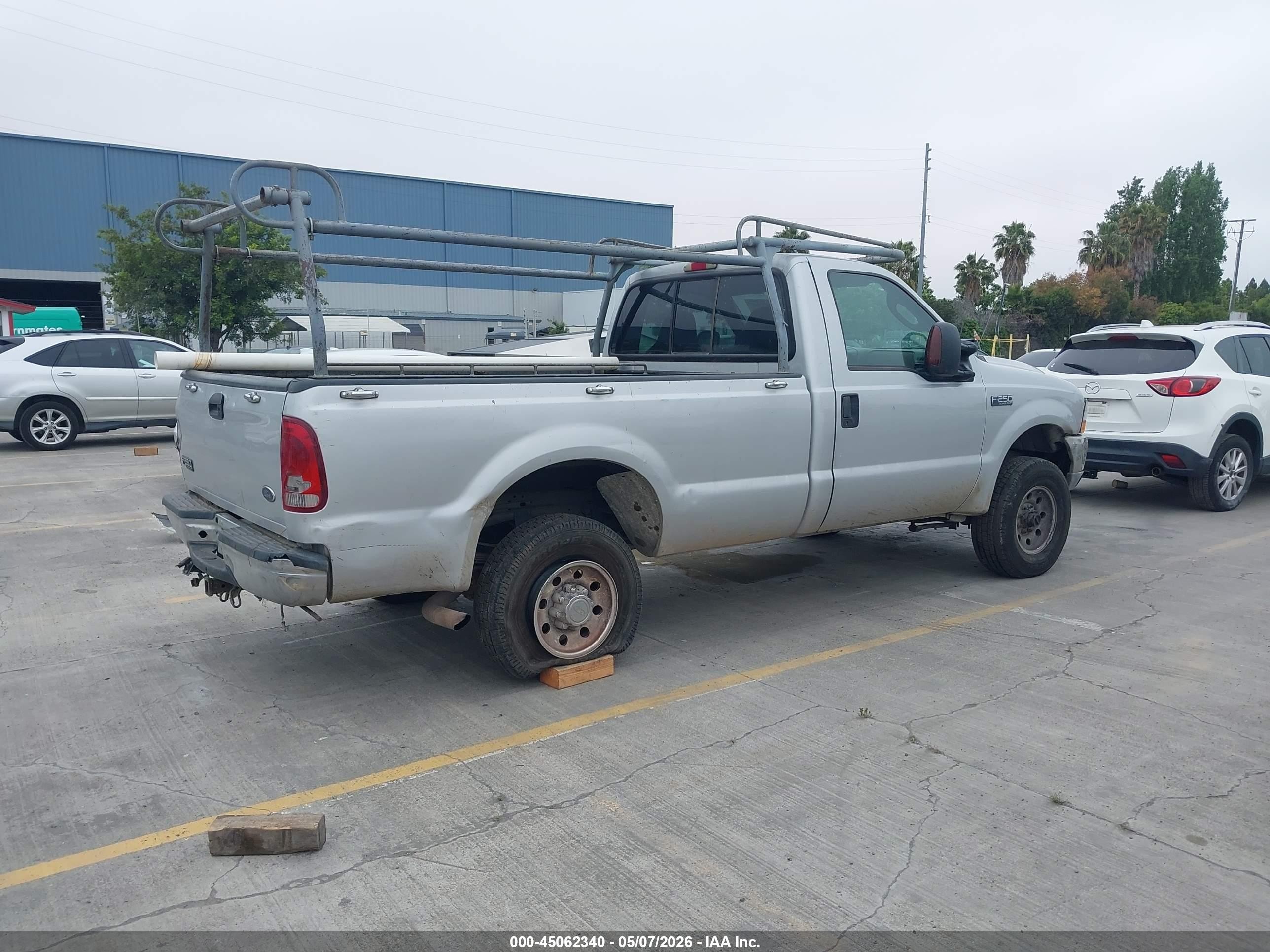 2004 Ford F-250 Gray vin: 1FTNF21L94EB05198