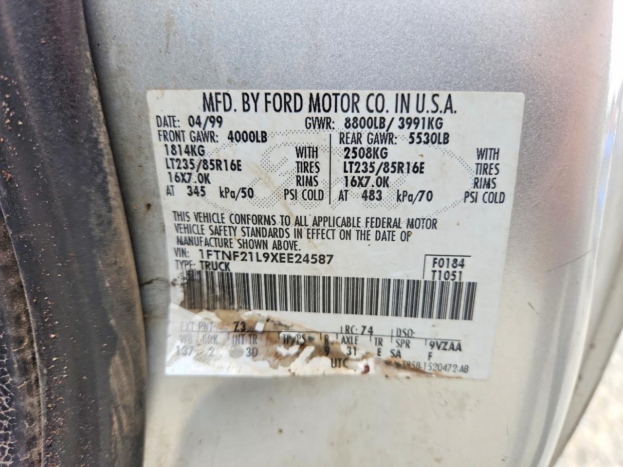 1999 Ford F250 Super Duty Silver vin: 1FTNF21L9XEE24587