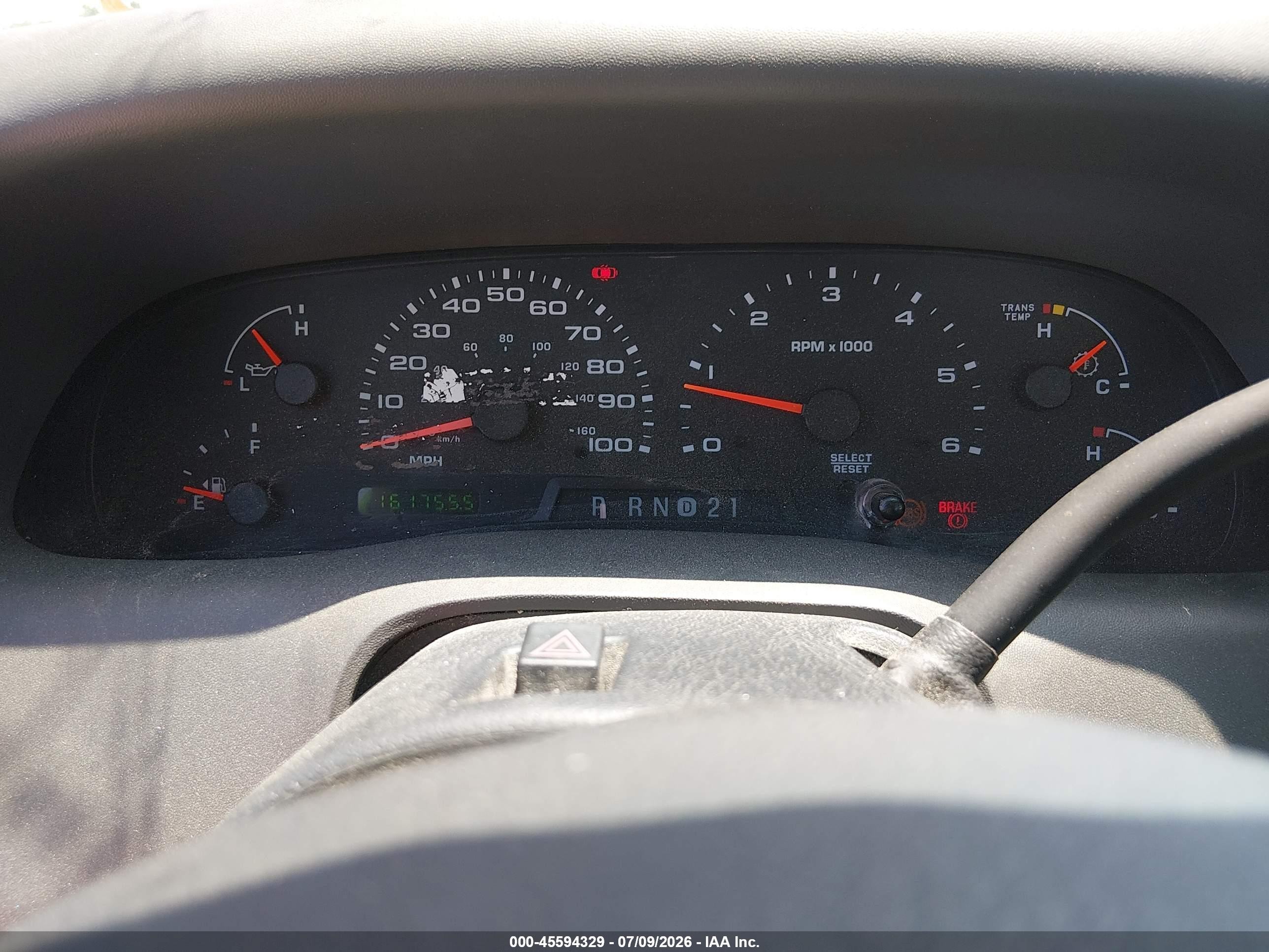 2002 Ford F-250 Xl/xlt Белый vin: 1FTNF21LX2EC79293
