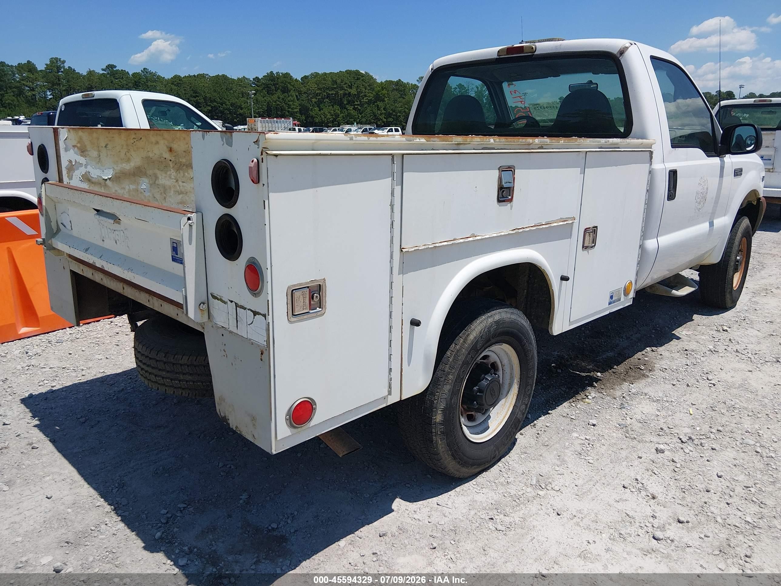 2002 Ford F-250 Xl/xlt Белый vin: 1FTNF21LX2EC79293