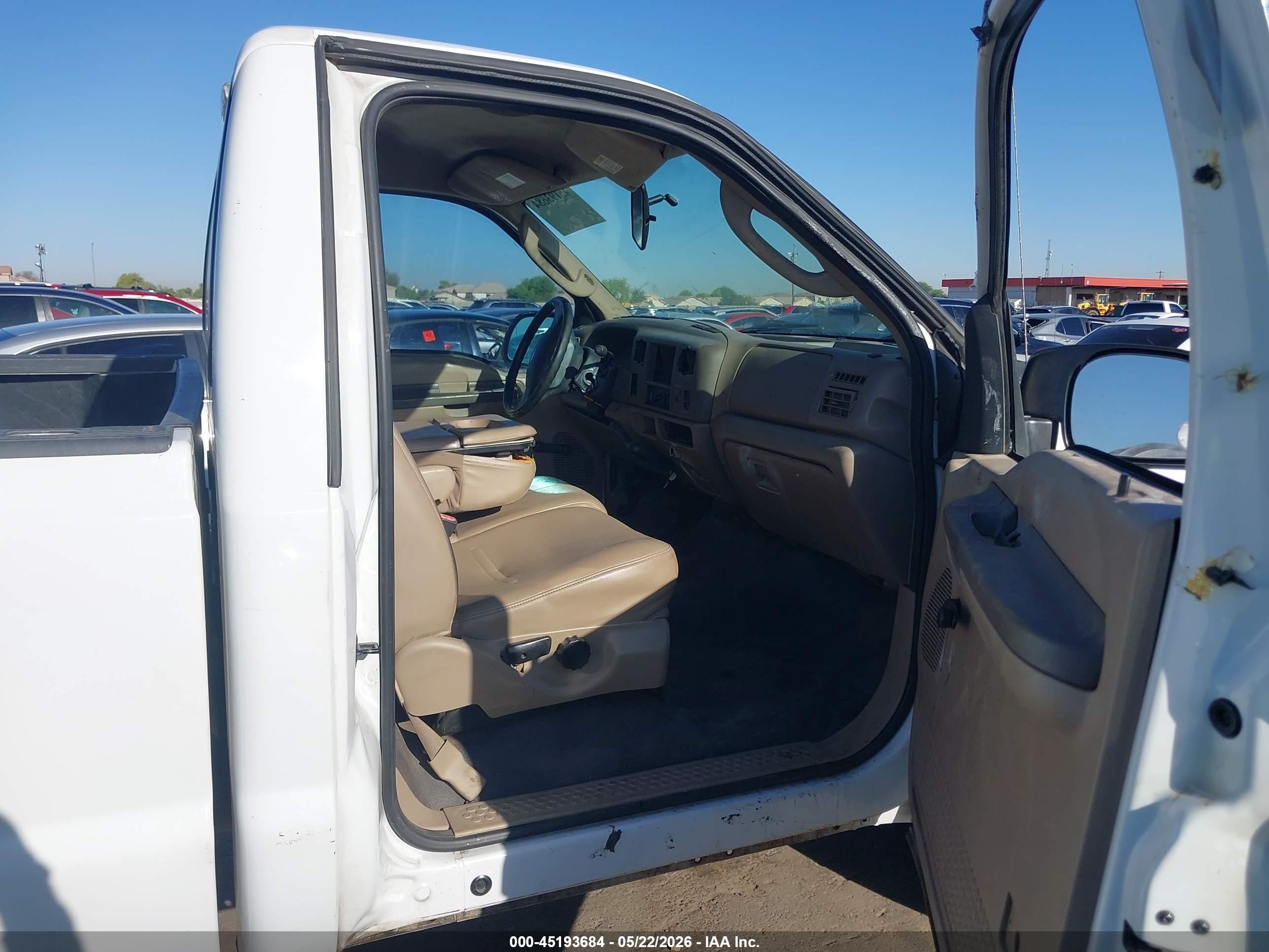 2004 Ford F-250 Xl/xlt White vin: 1FTNF21P74EB65998