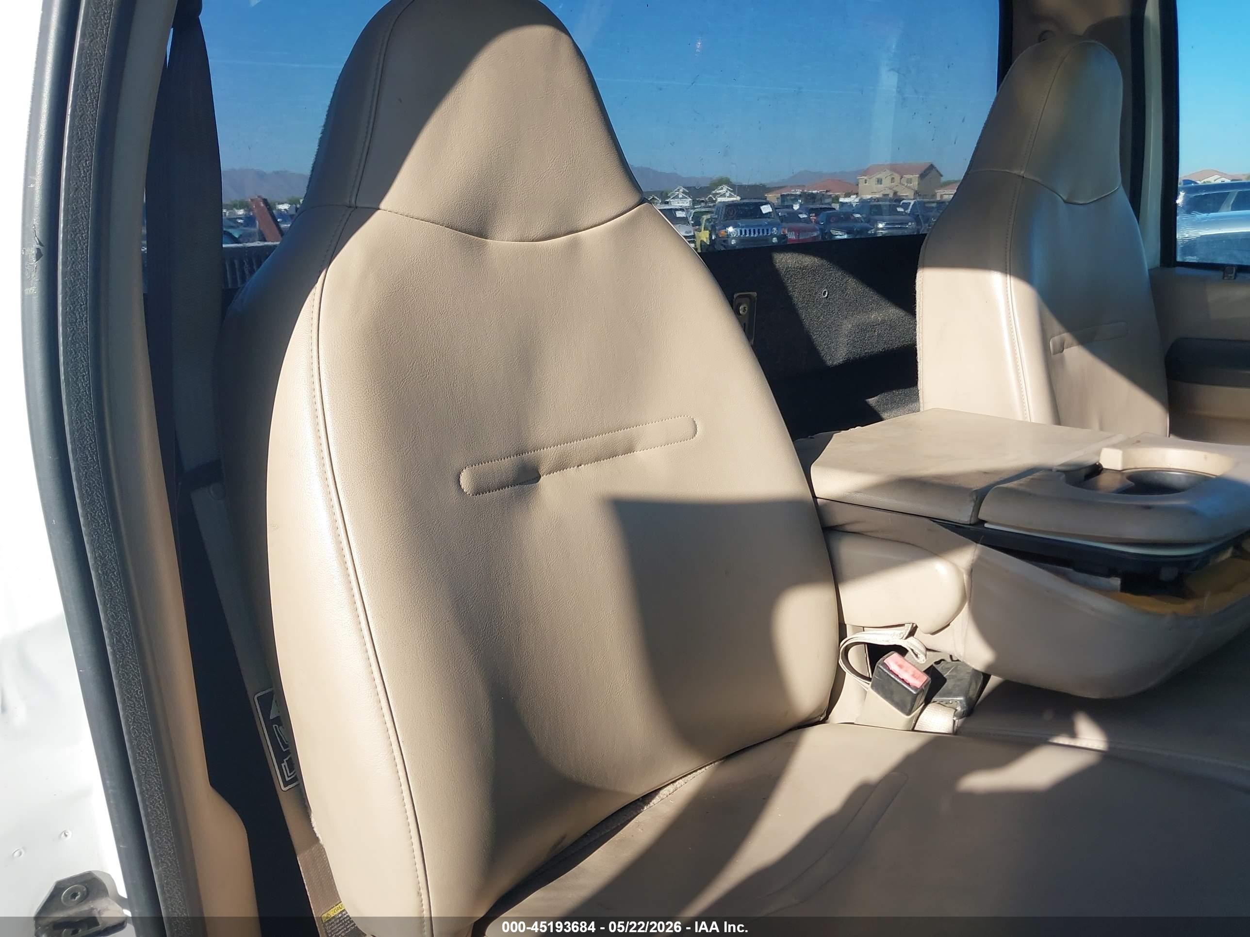 2004 Ford F-250 Xl/xlt White vin: 1FTNF21P74EB65998