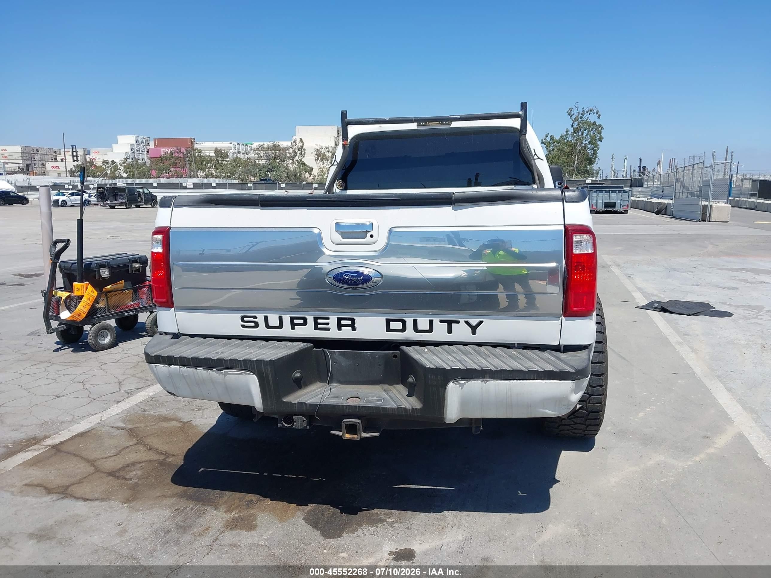 2010 Ford F-250 Xl/xlt White vin: 1FTNF2A52AEA06056