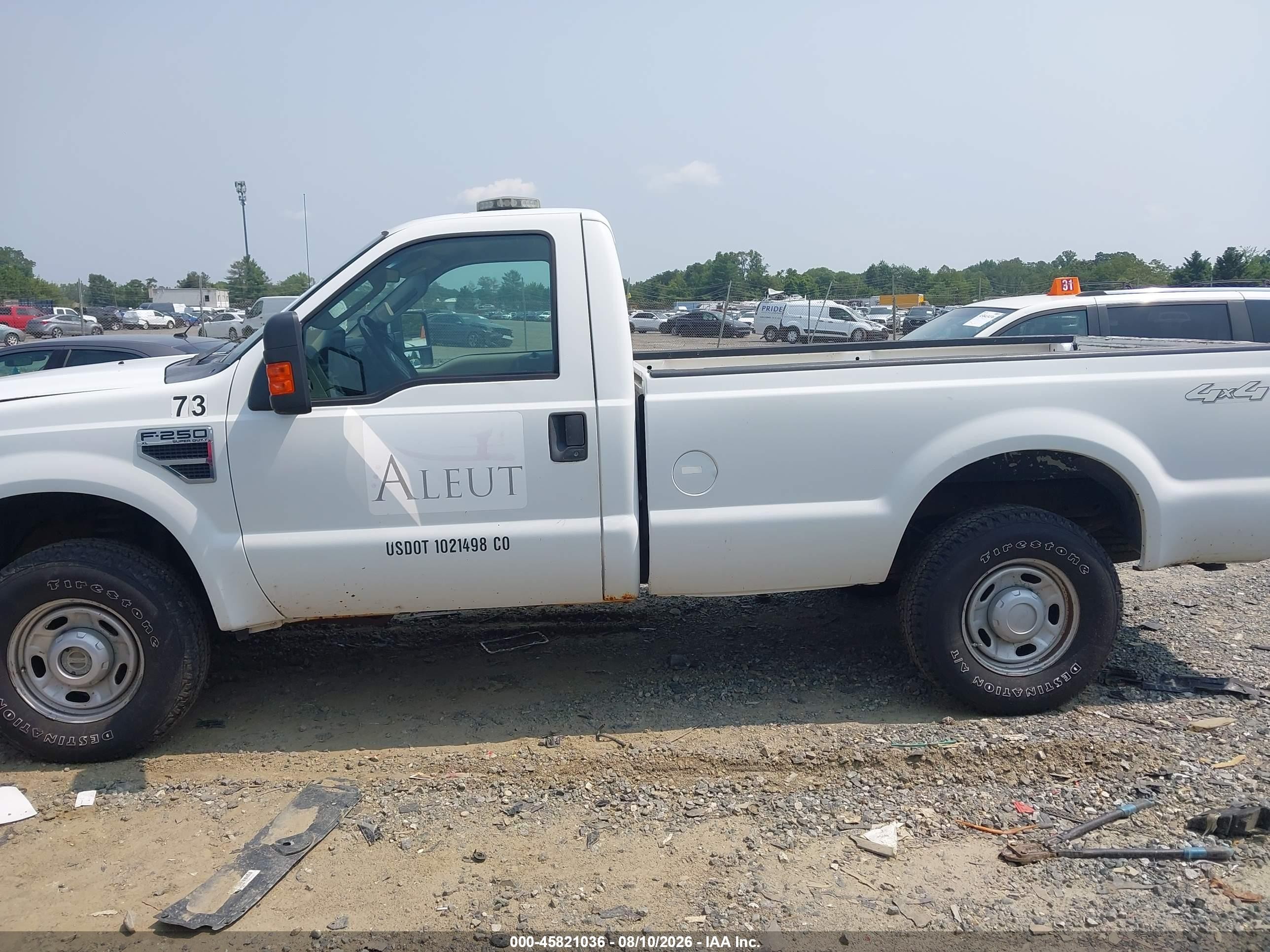 2010 Ford Super Duty F-250 Srw Xl/xlt White vin: 1FTNF2B52AEA62206