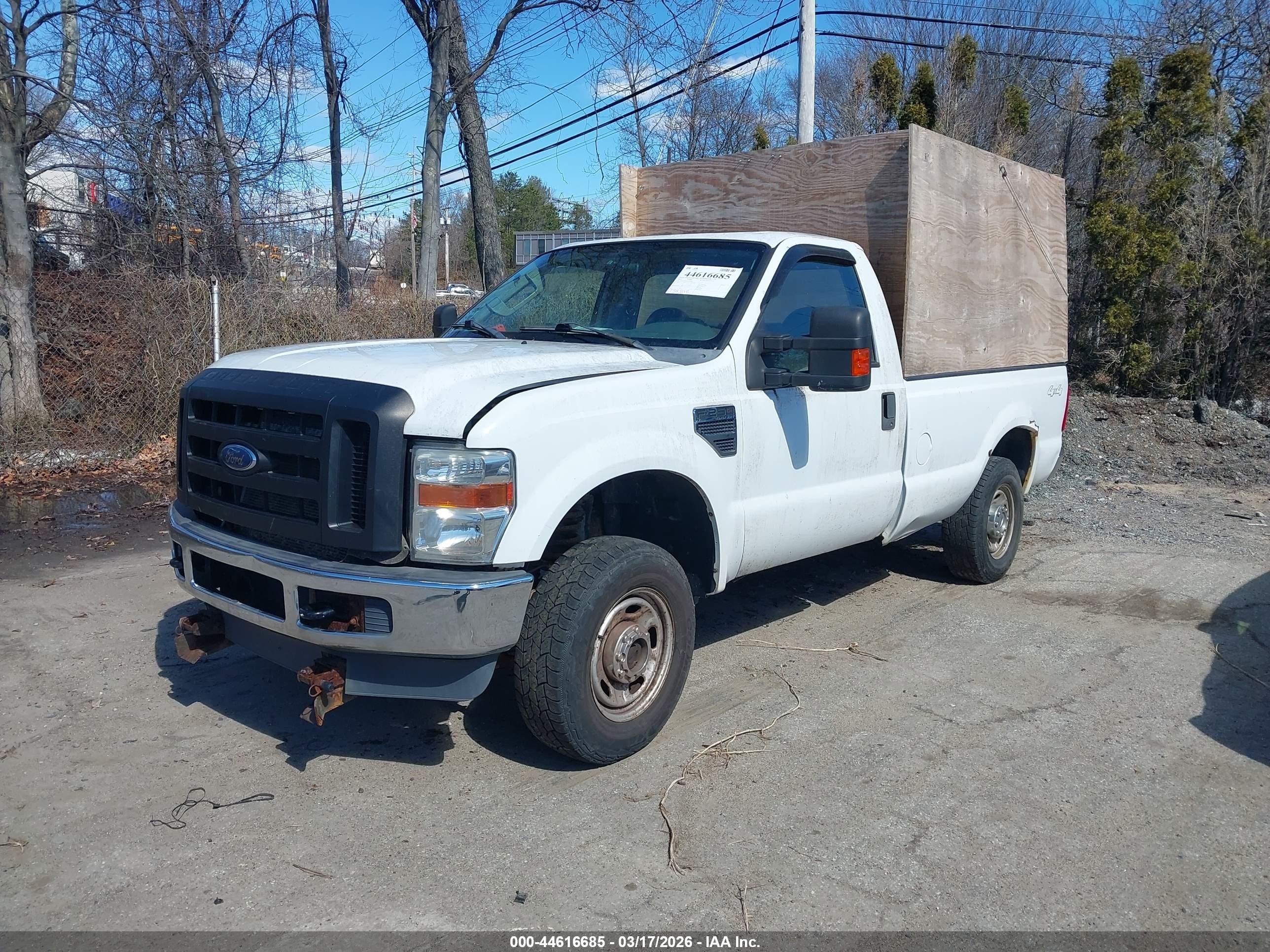2010 Ford Super Duty F-250 Srw Xl/xlt Белый vin: 1FTNF2B56AEA62080