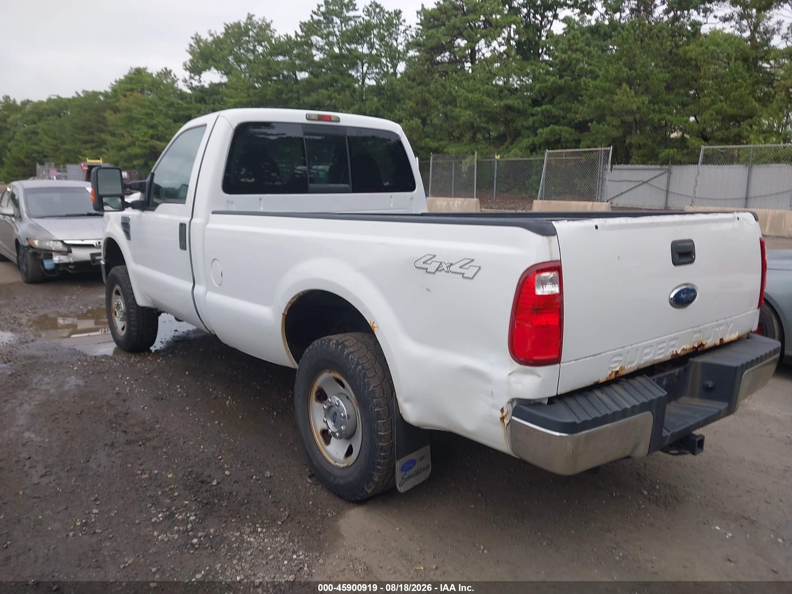 2010 Ford Super Duty F-250 Srw Xl/xlt White vin: 1FTNF2B5XAEA40230