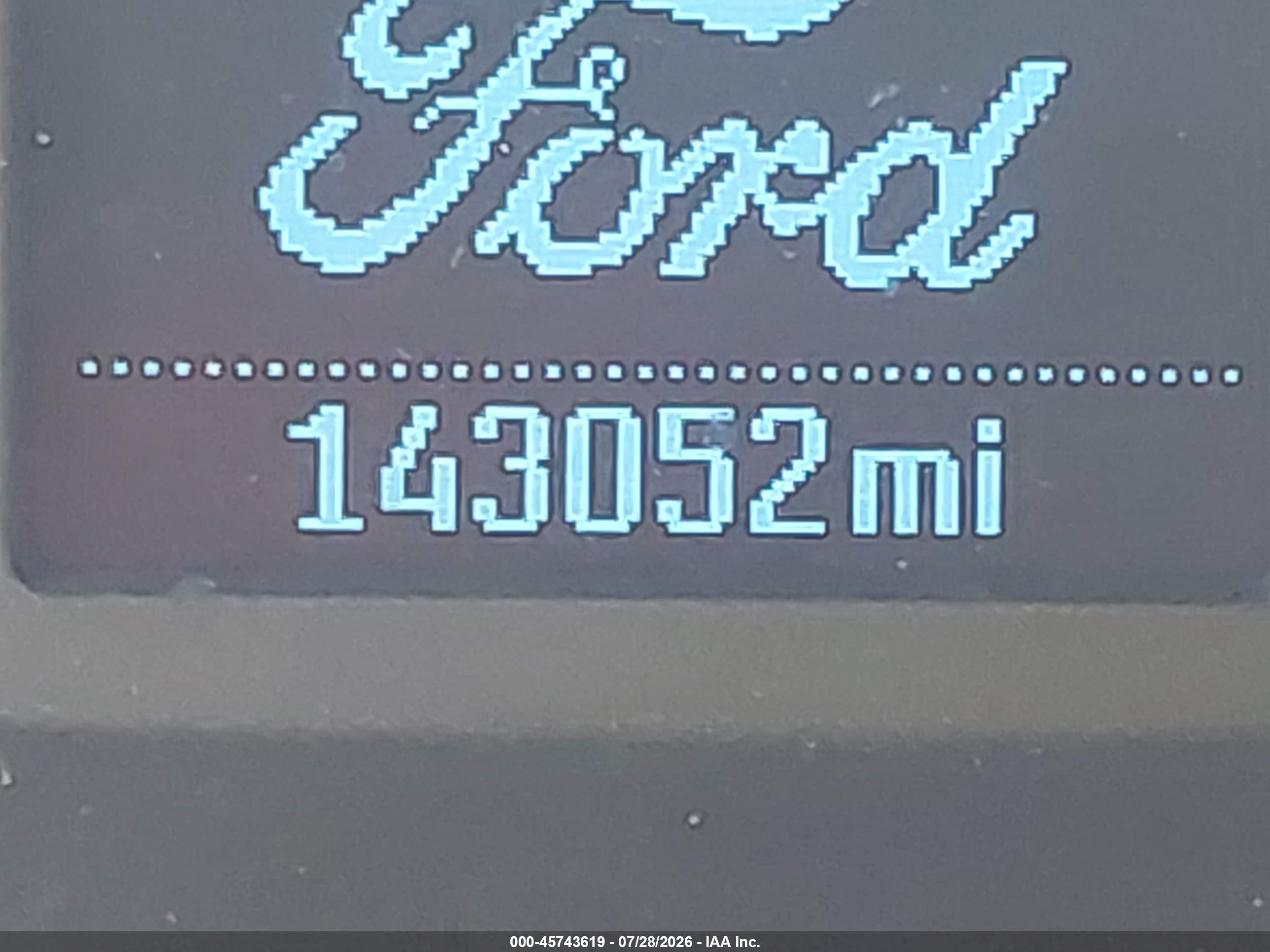 2015 Ford Transit-250   White vin: 1FTNR1CG9FKB25411