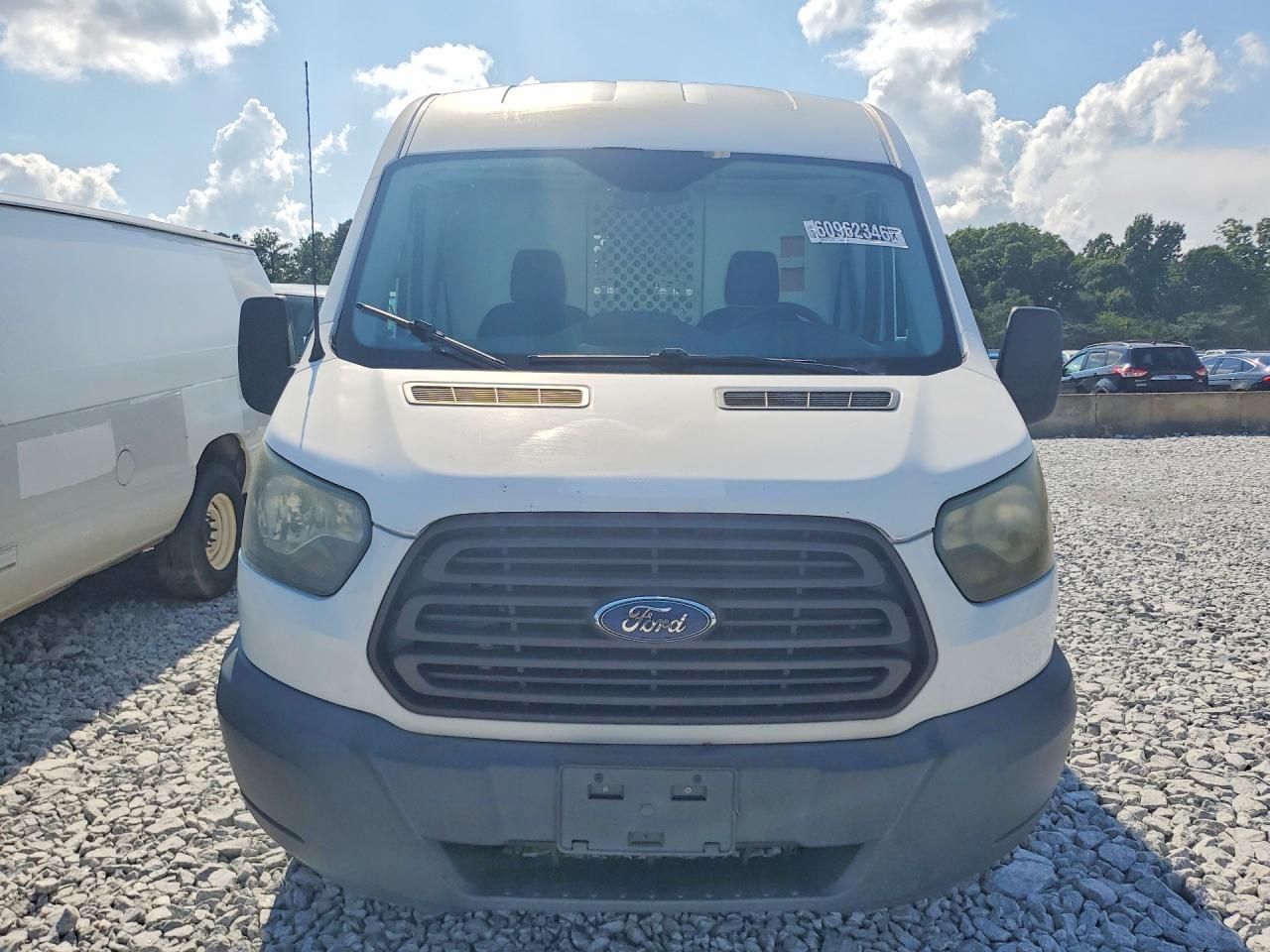 2015 Ford Transit T-250 White vin: 1FTNR1CMXFKA46304