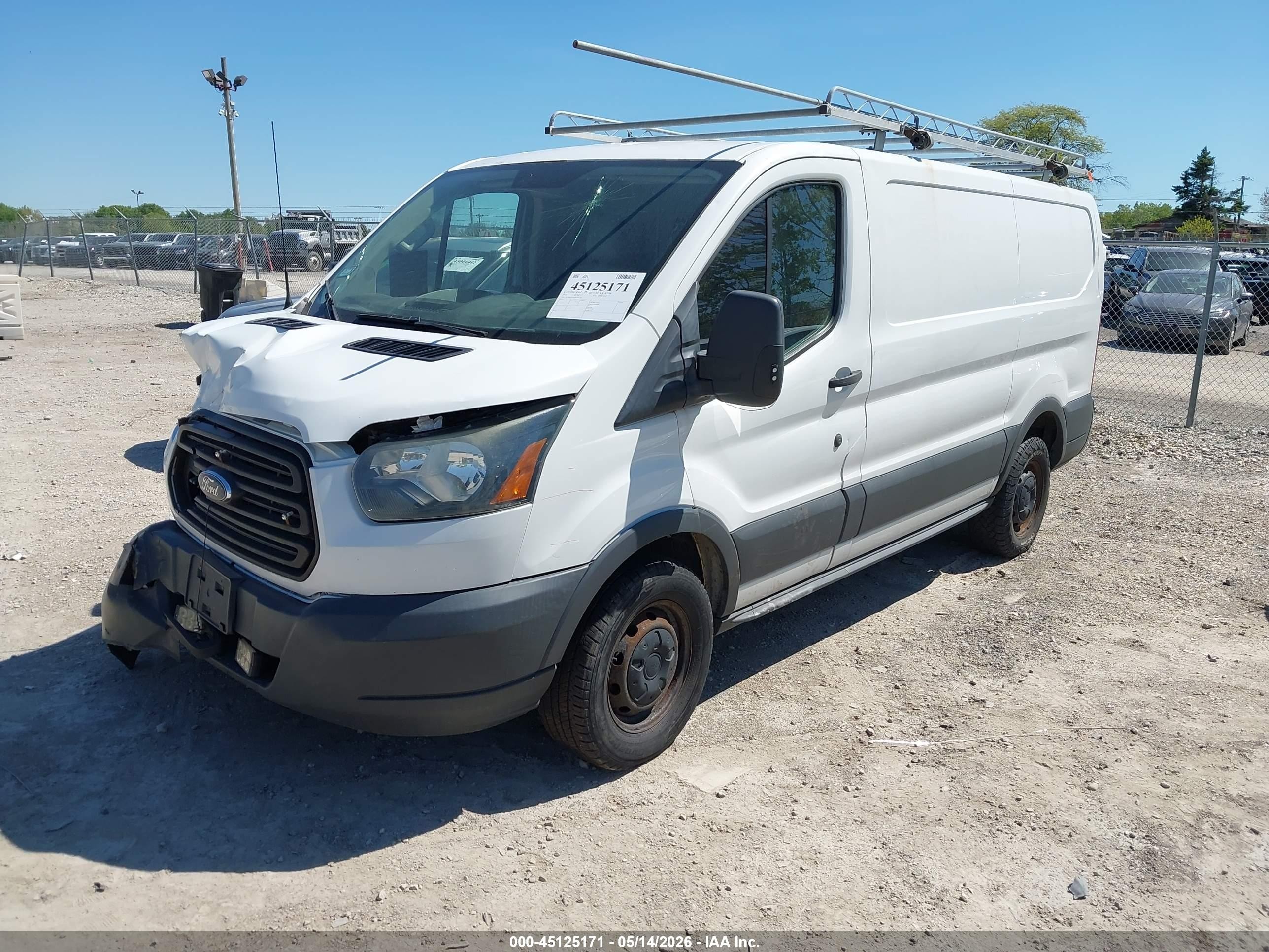 2015 Ford Transit-250   White vin: 1FTNR1YM4FKA31726