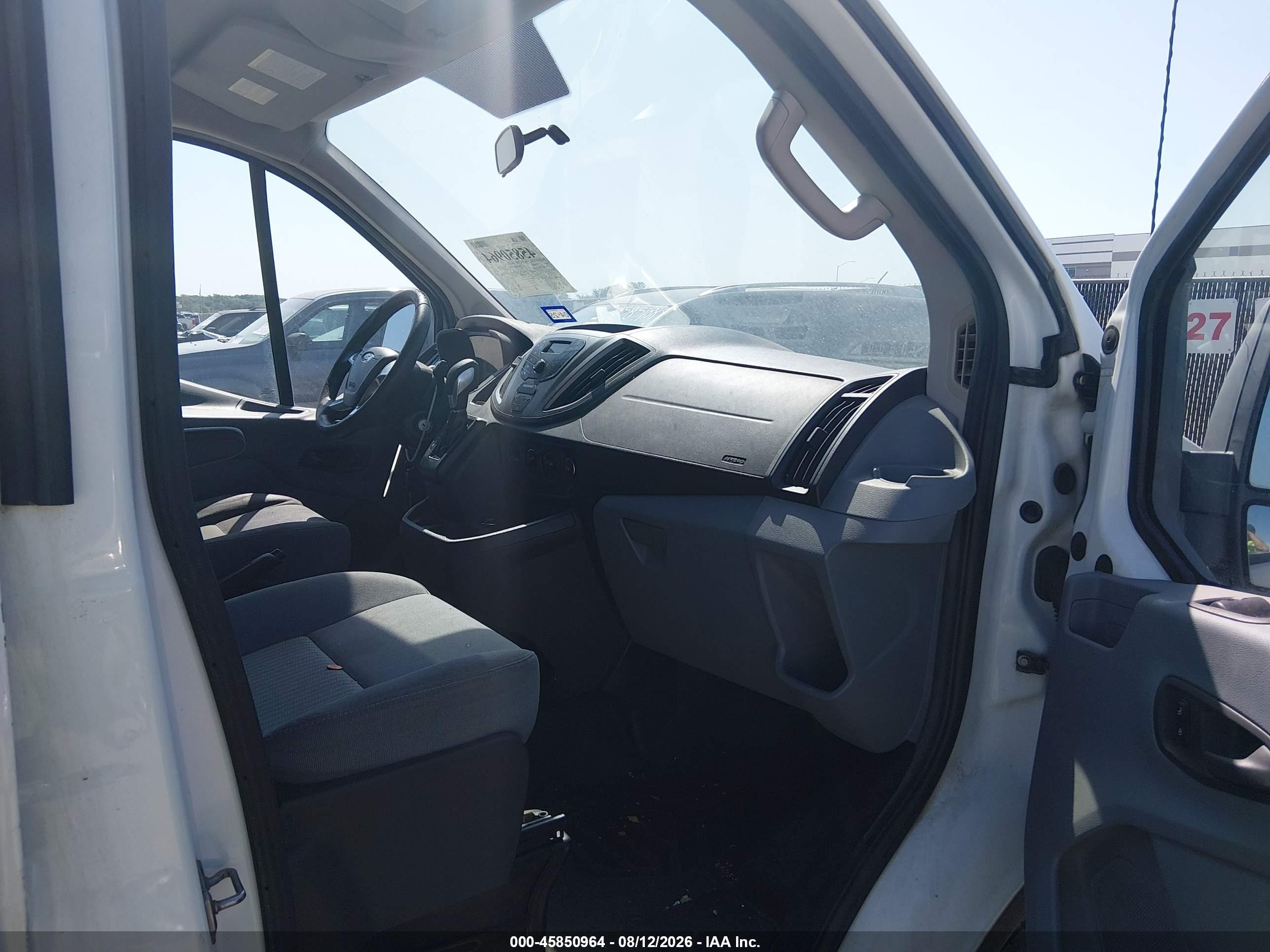 2015 Ford Transit-250   White vin: 1FTNR1YM9FKA83238