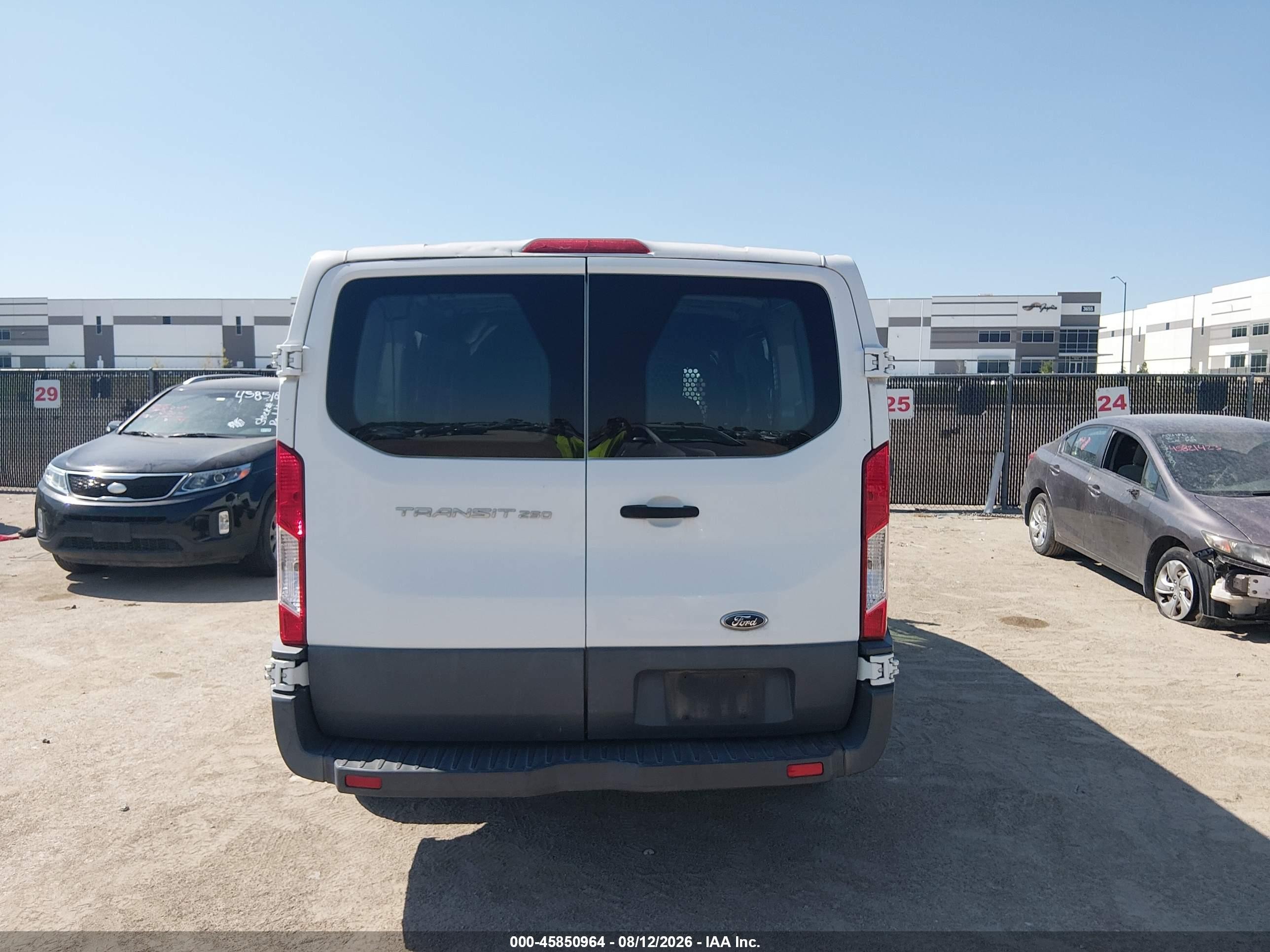 2015 Ford Transit-250   White vin: 1FTNR1YM9FKA83238