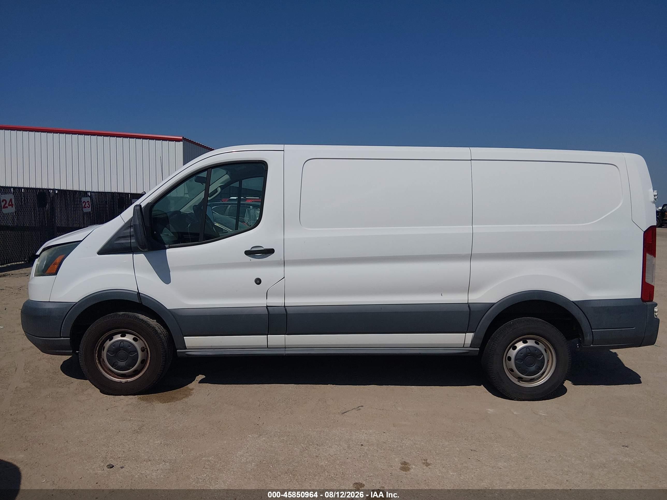 2015 Ford Transit-250   White vin: 1FTNR1YM9FKA83238