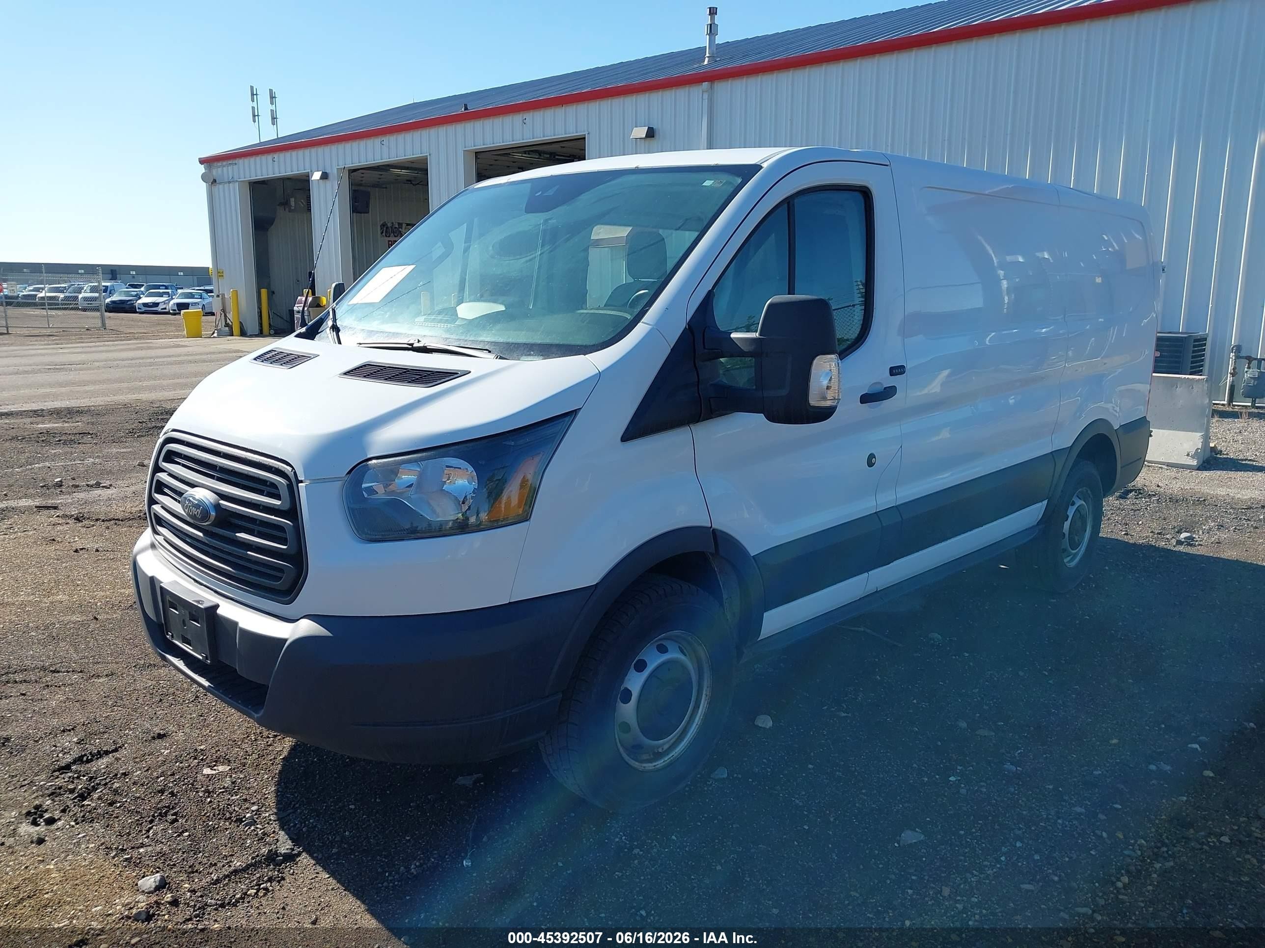 2015 Ford Transit-250   White vin: 1FTNR1YMXFKB29403