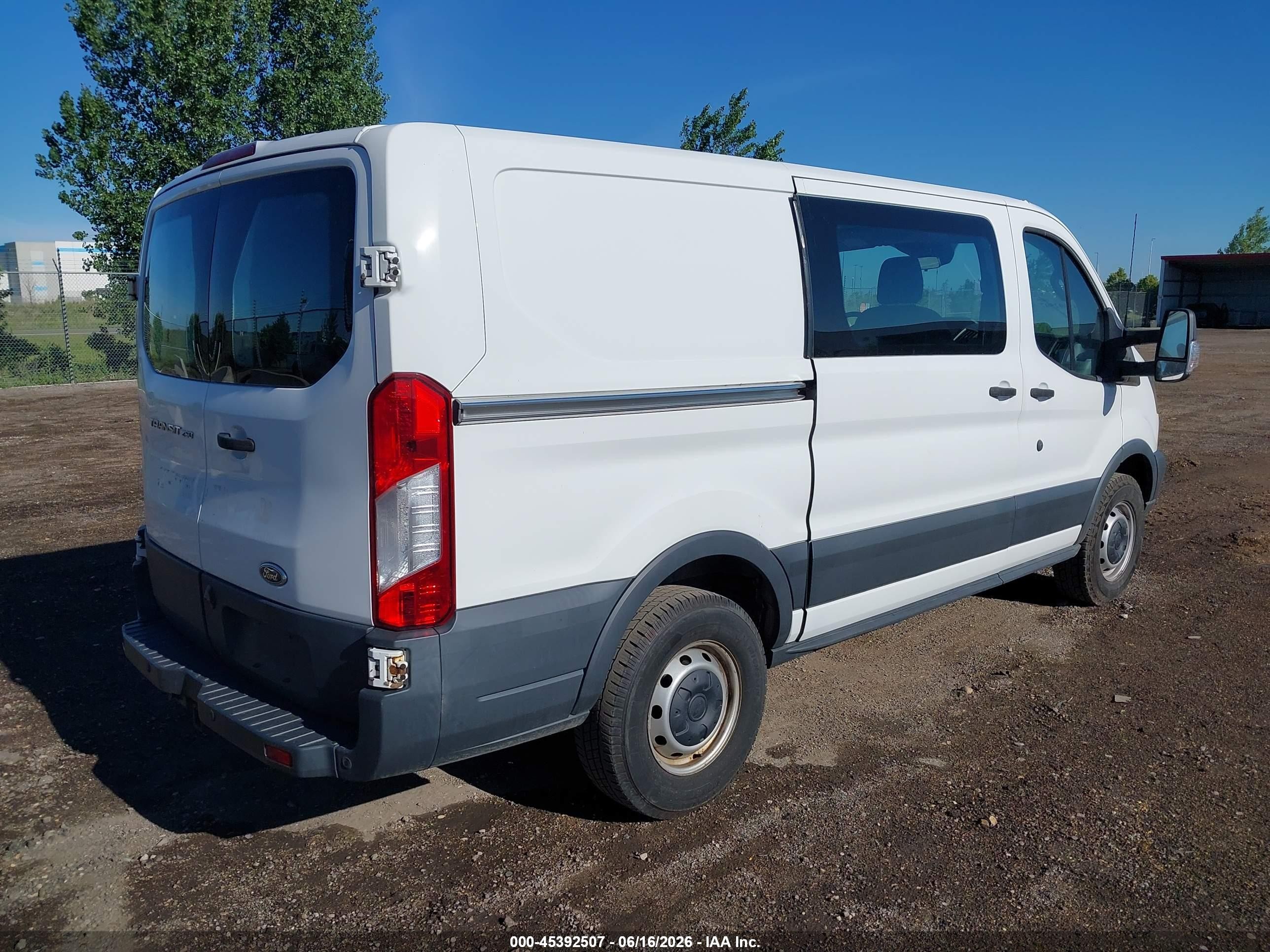 2015 Ford Transit-250   White vin: 1FTNR1YMXFKB29403