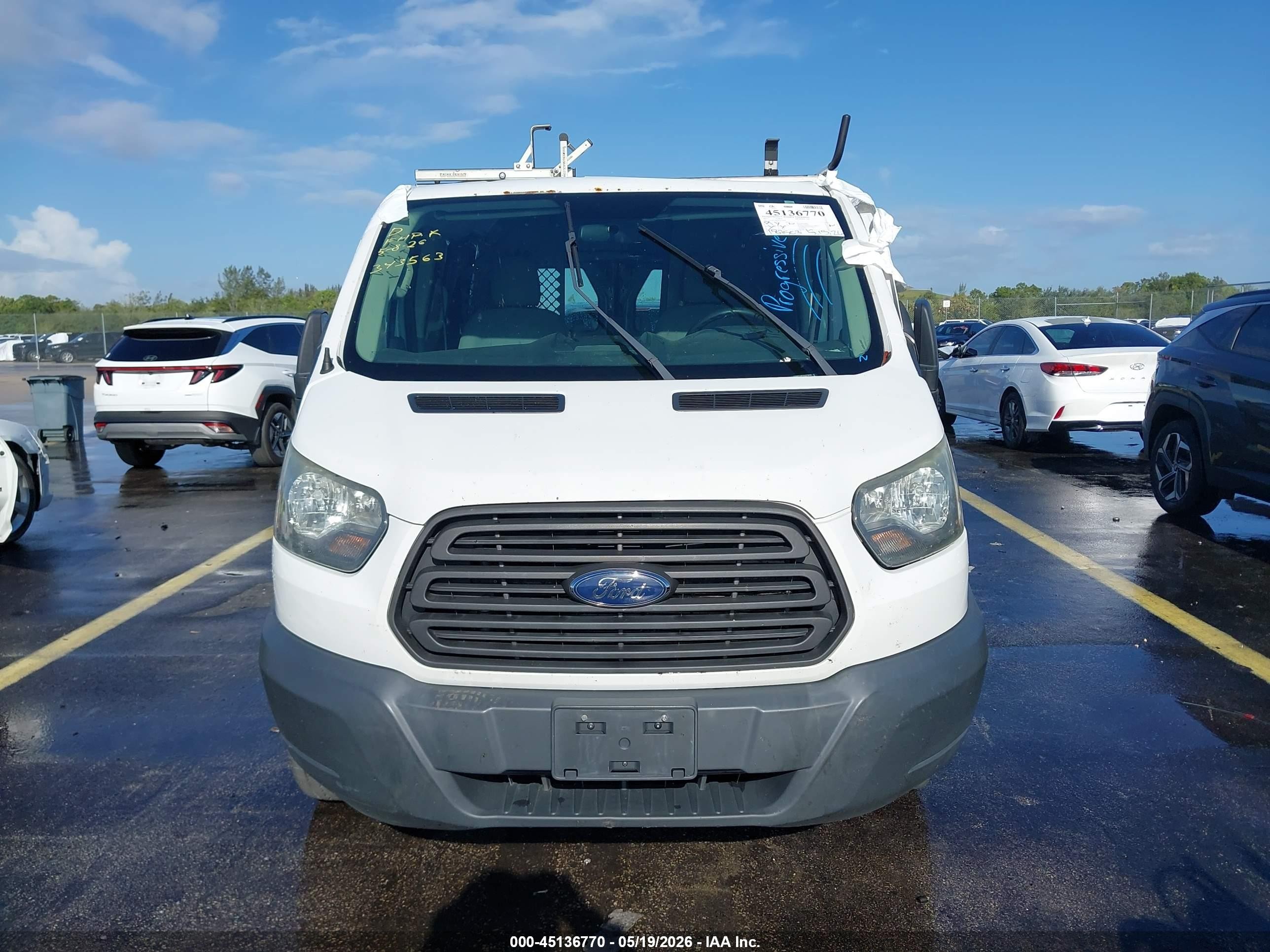 2015 Ford Transit-250 White vin: 1FTNR1ZM1FKA75018