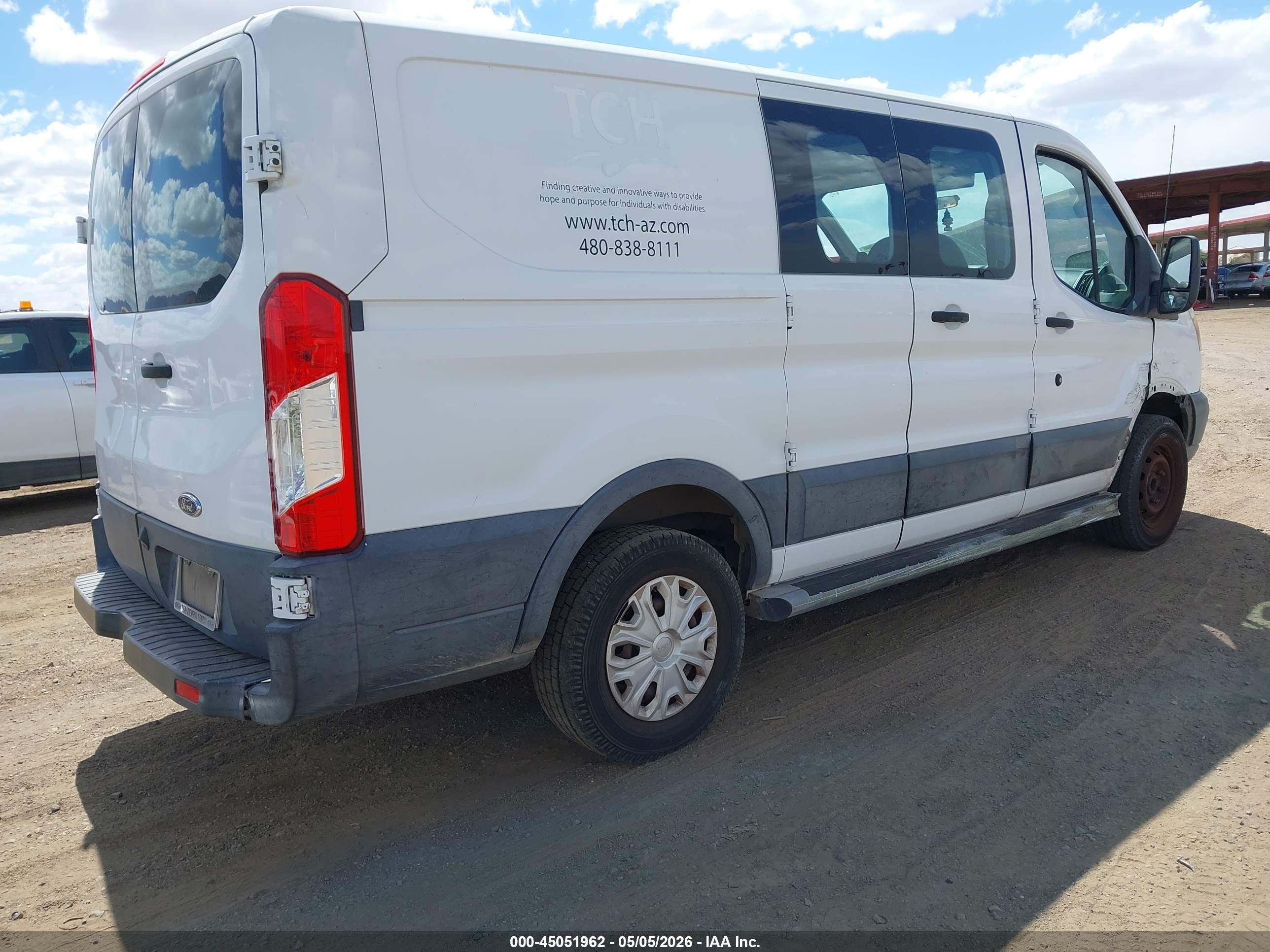 2015 Ford Transit-250   White vin: 1FTNR1ZM3FKA33711