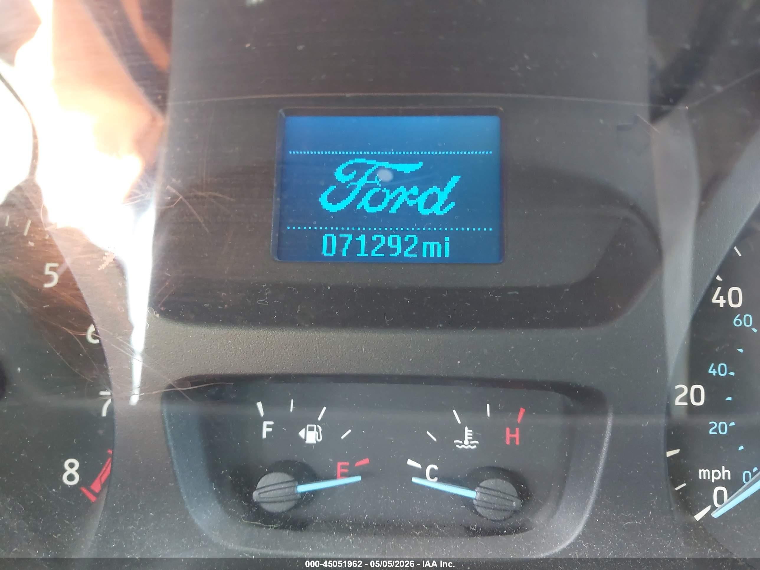 2015 Ford Transit-250   White vin: 1FTNR1ZM3FKA33711