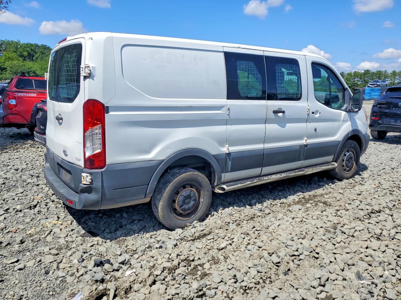 2015 Ford Transit T-250 White vin: 1FTNR1ZM5FKA46945