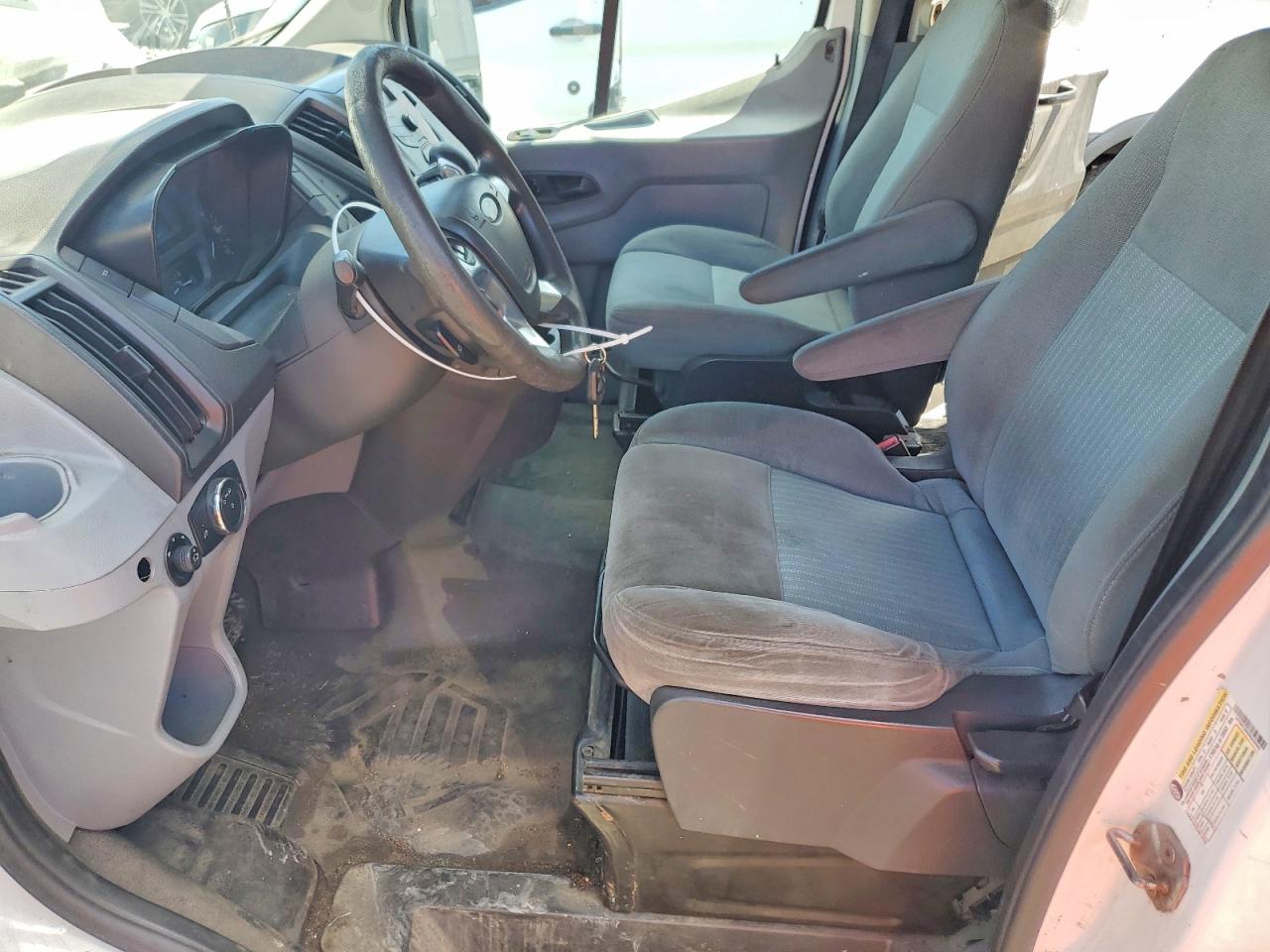 2015 Ford Transit T-250 White vin: 1FTNR1ZM5FKA46945