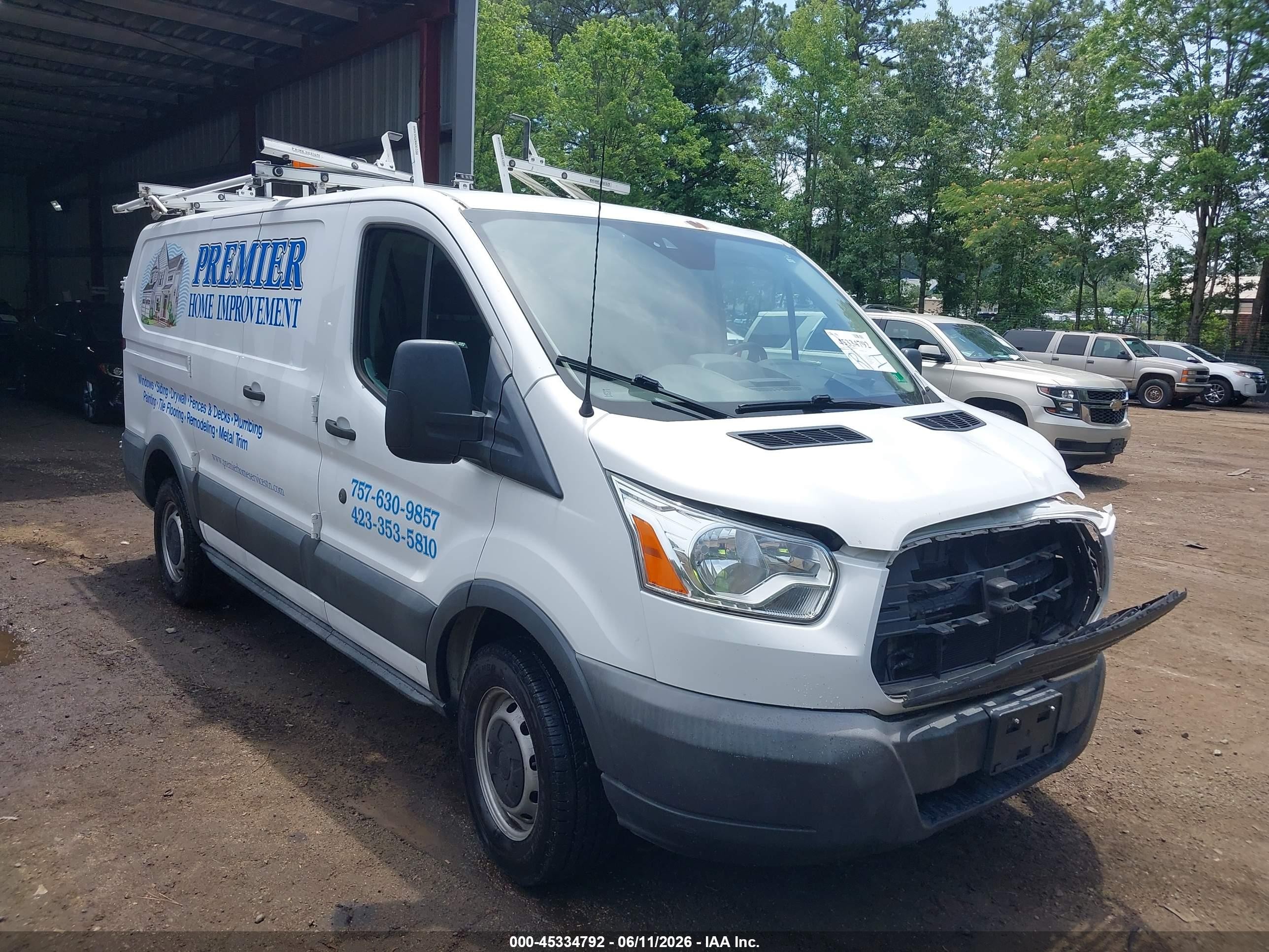 2015 Ford Transit-250   White vin: 1FTNR1ZM5FKA55063