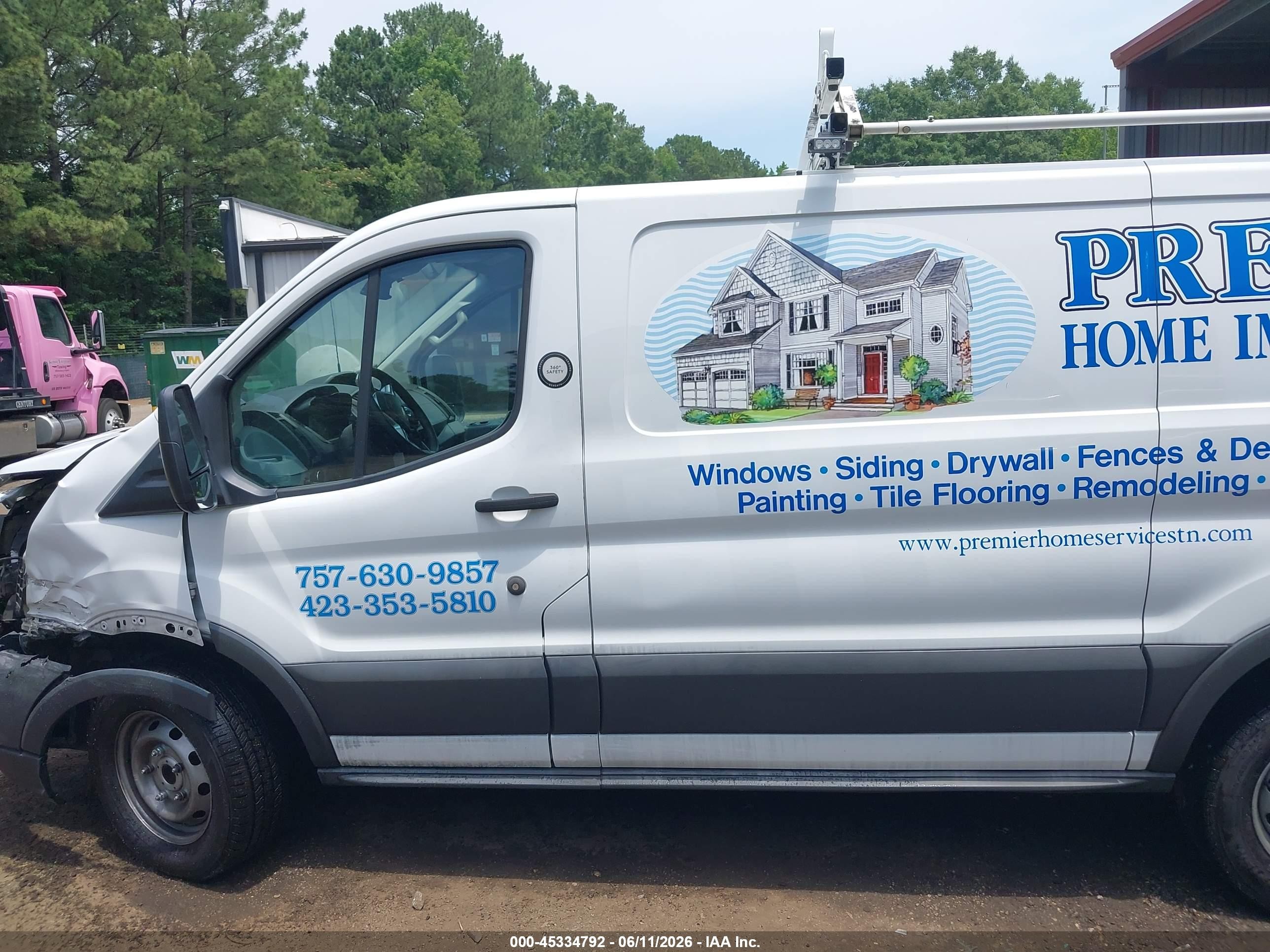 2015 Ford Transit-250   White vin: 1FTNR1ZM5FKA55063