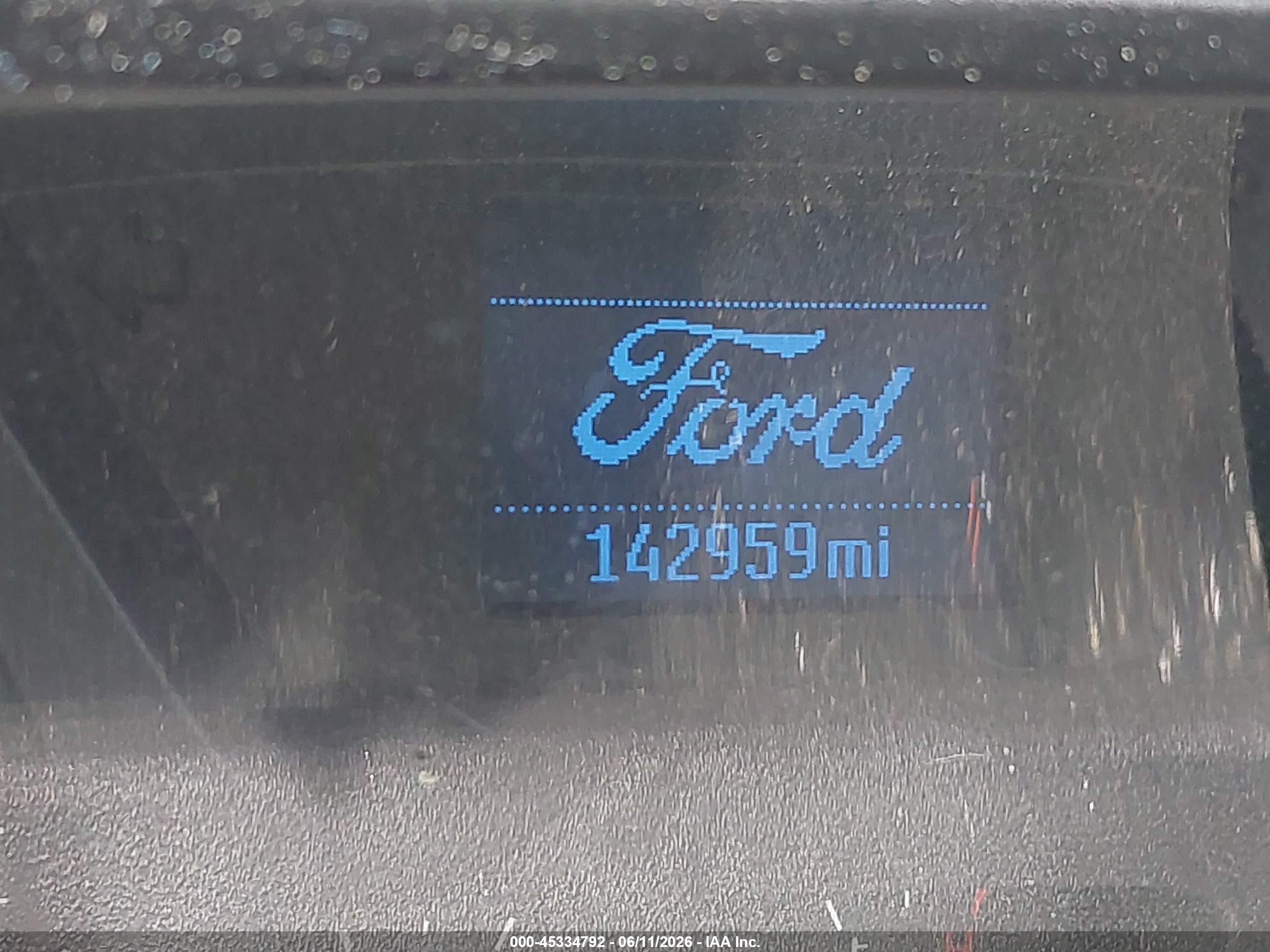 2015 Ford Transit-250   White vin: 1FTNR1ZM5FKA55063
