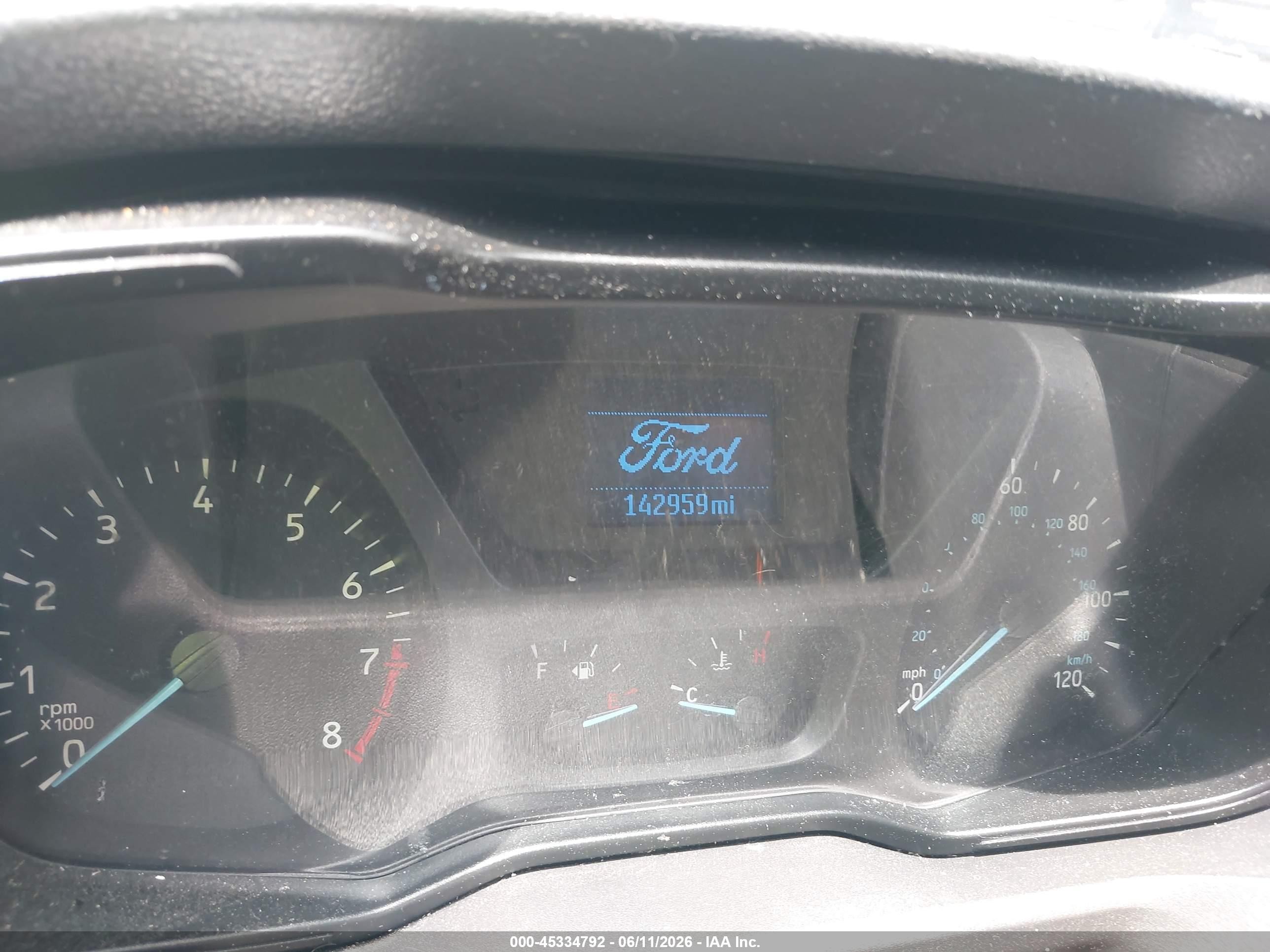 2015 Ford Transit-250   White vin: 1FTNR1ZM5FKA55063