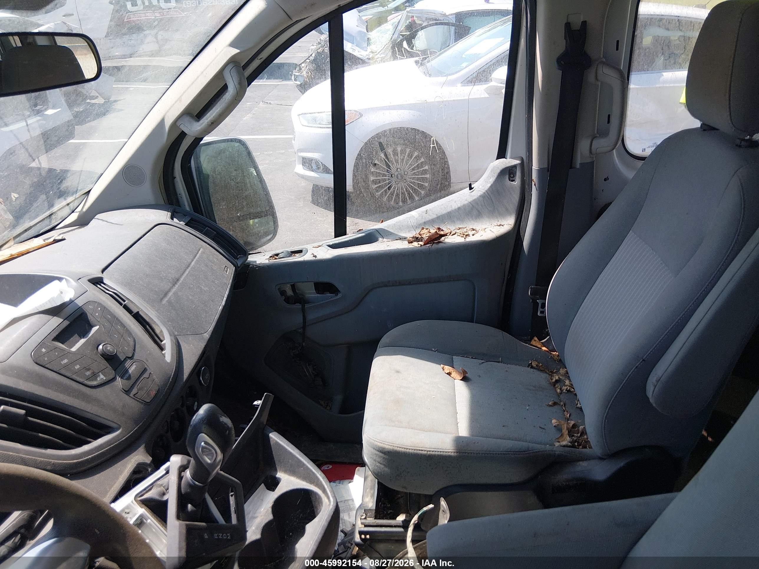 2015 Ford Transit-250   White vin: 1FTNR1ZM7FKA56280