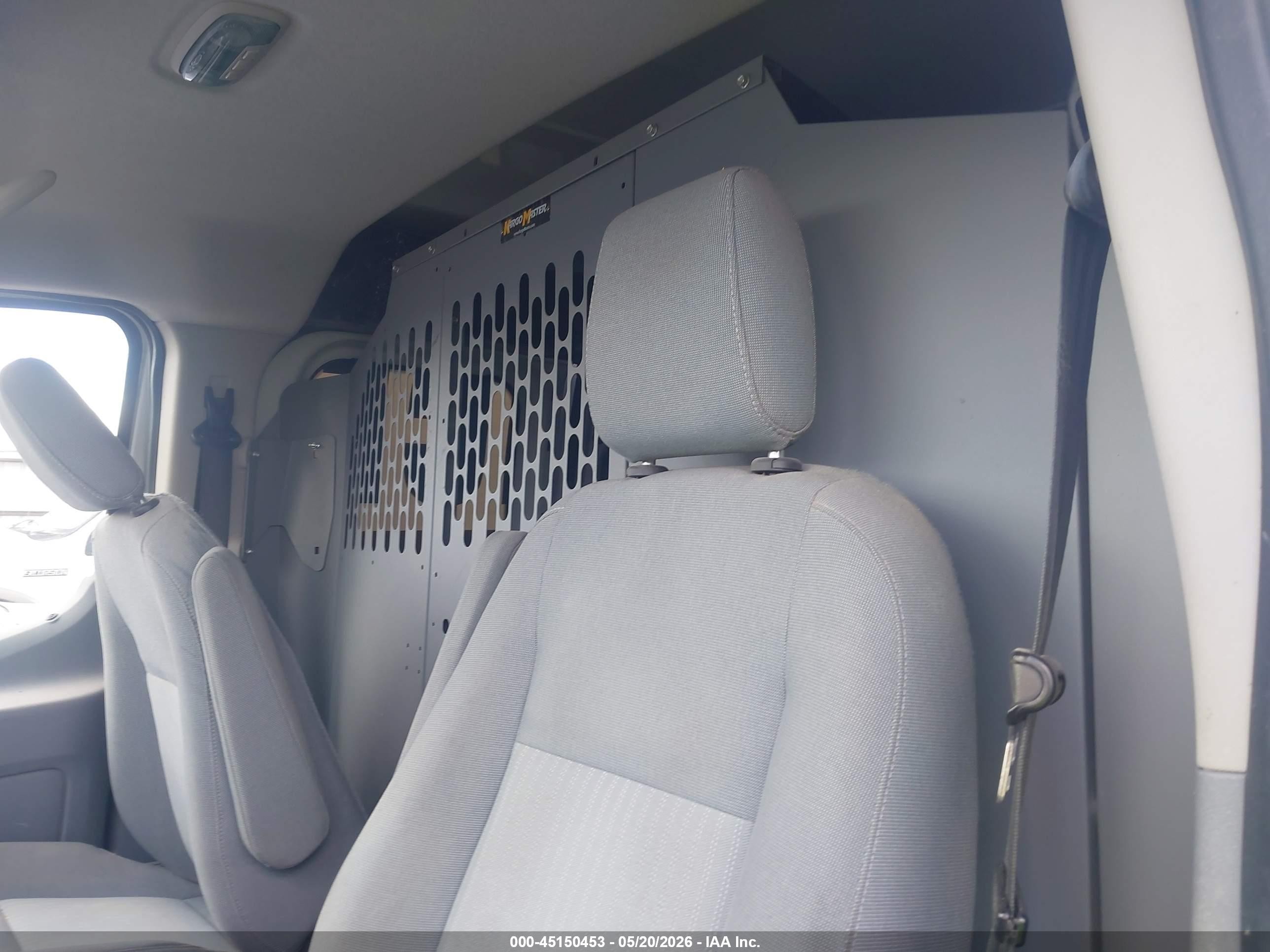 2015 Ford Transit-250   White vin: 1FTNR1ZM8FKA33865