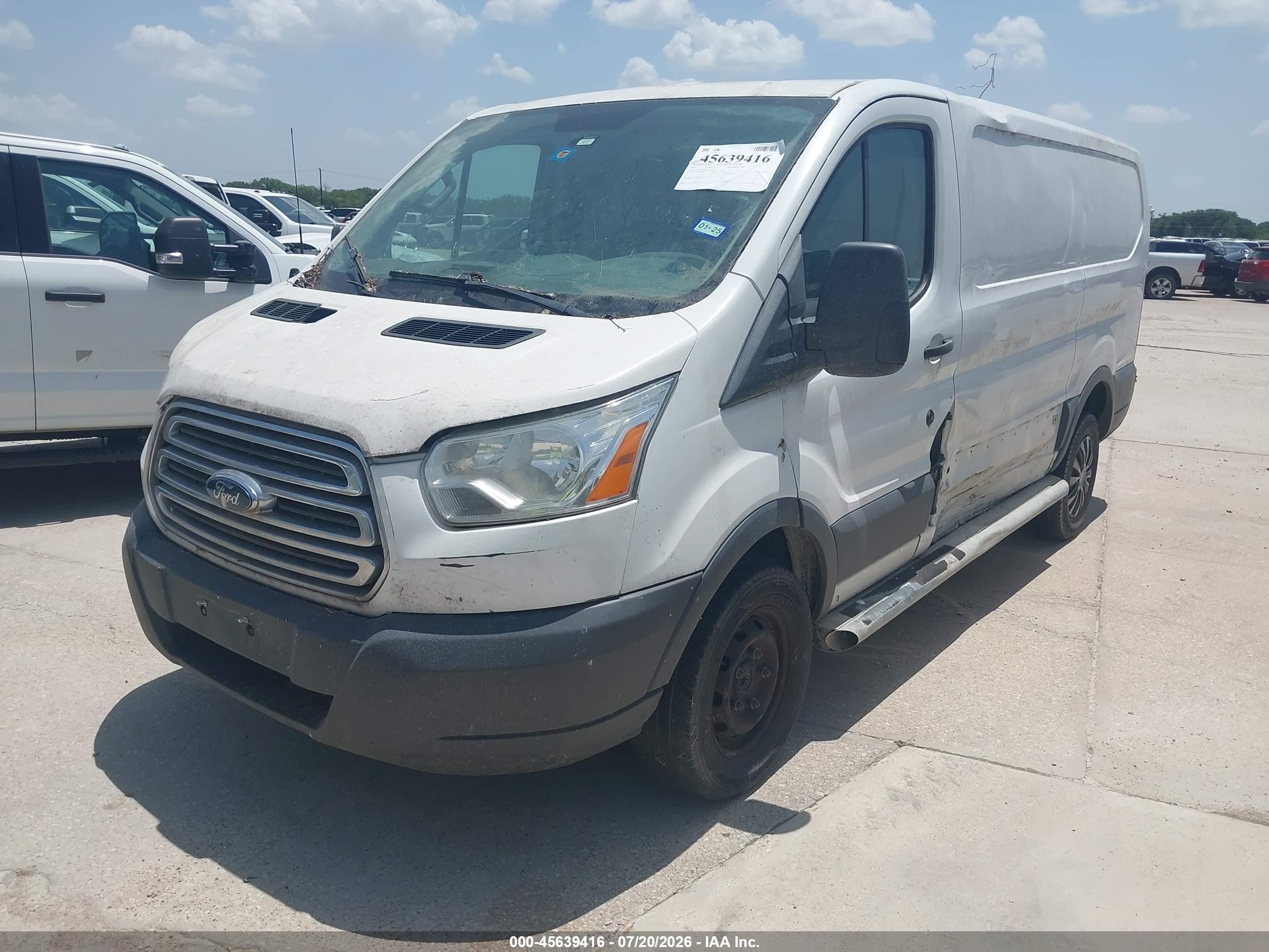 2015 Ford Transit-250   White vin: 1FTNR1ZMXFKA35004