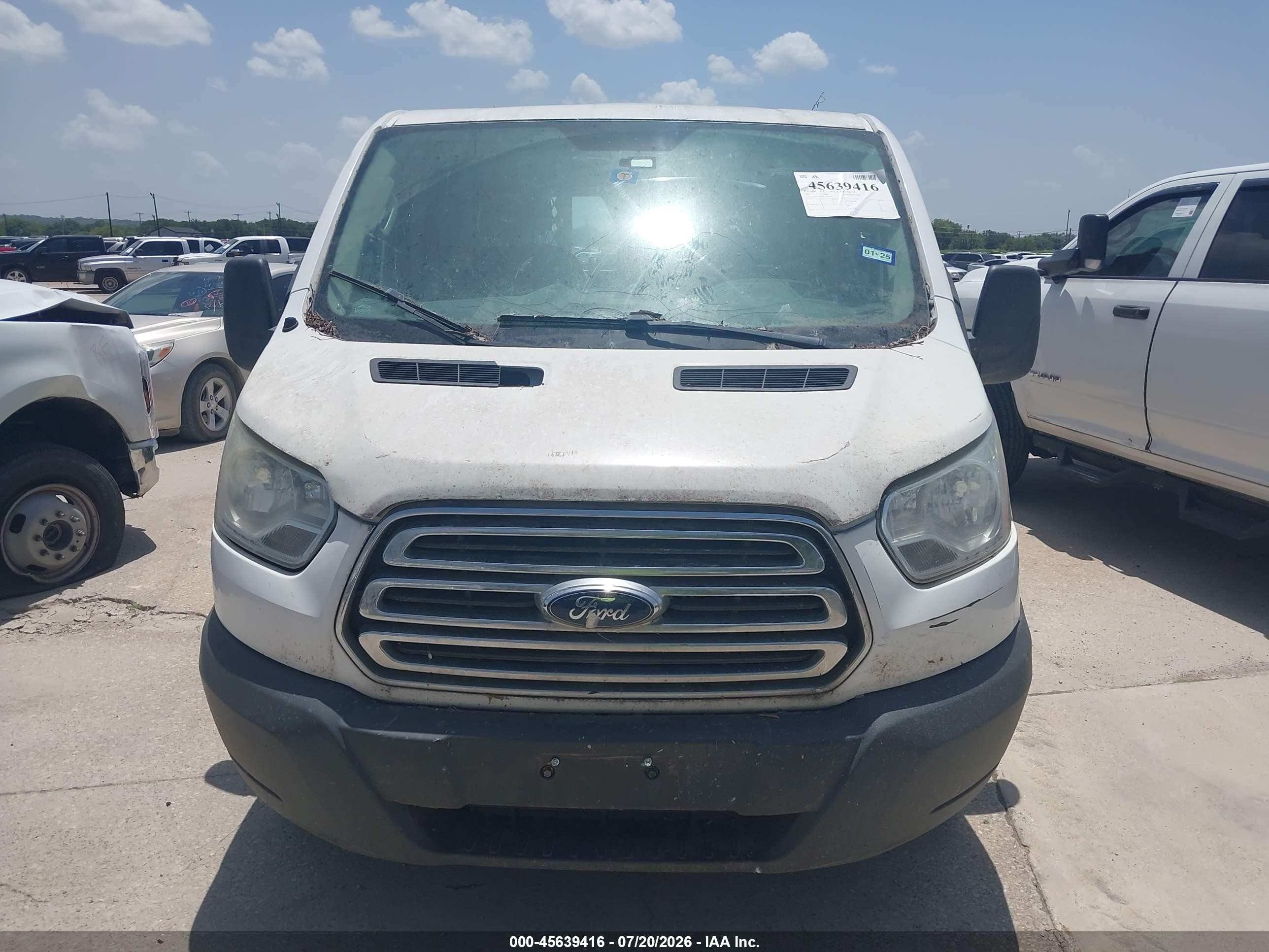 2015 Ford Transit-250   White vin: 1FTNR1ZMXFKA35004