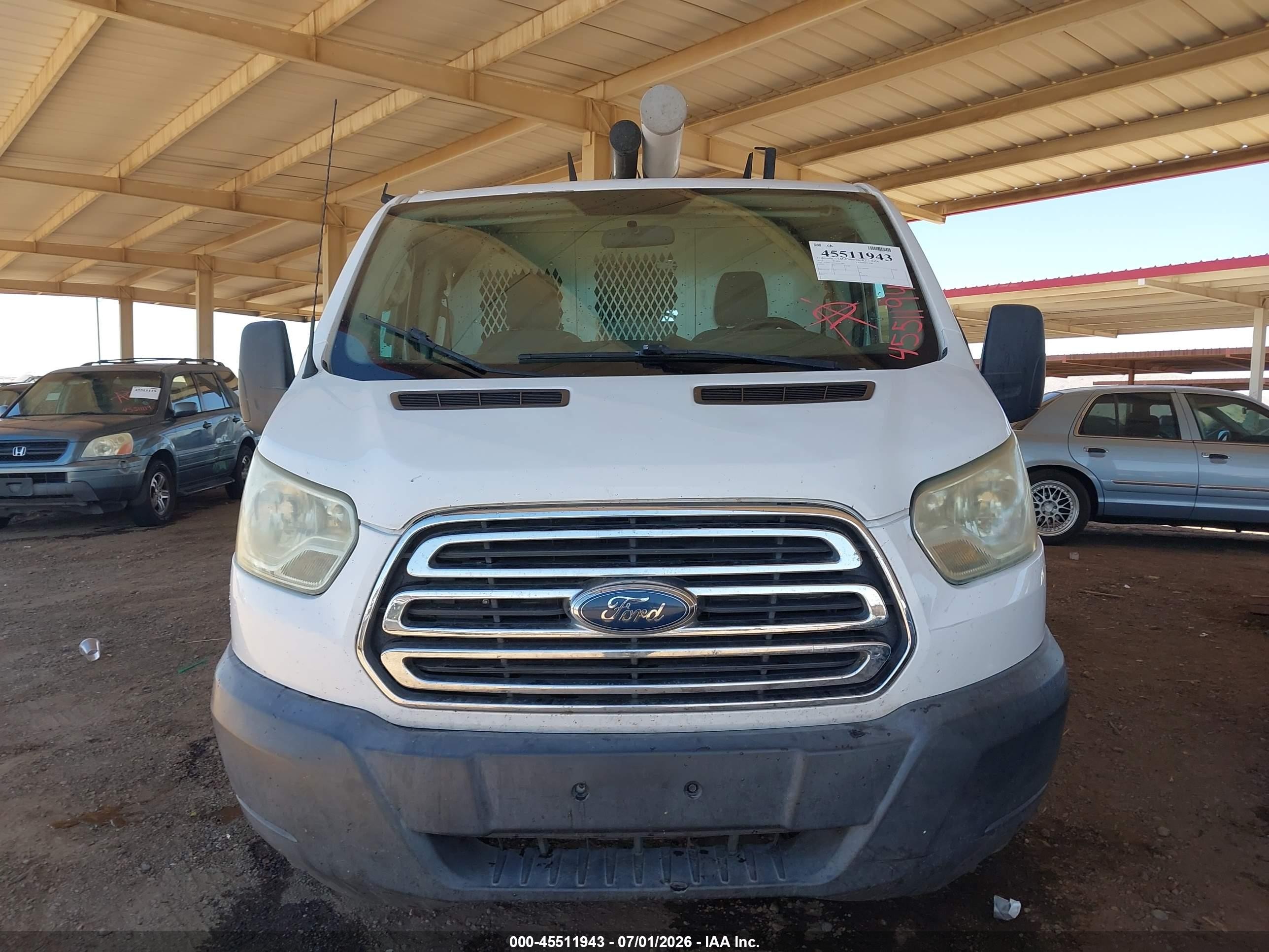 2015 Ford Transit-250   White vin: 1FTNR1ZMXFKA77902