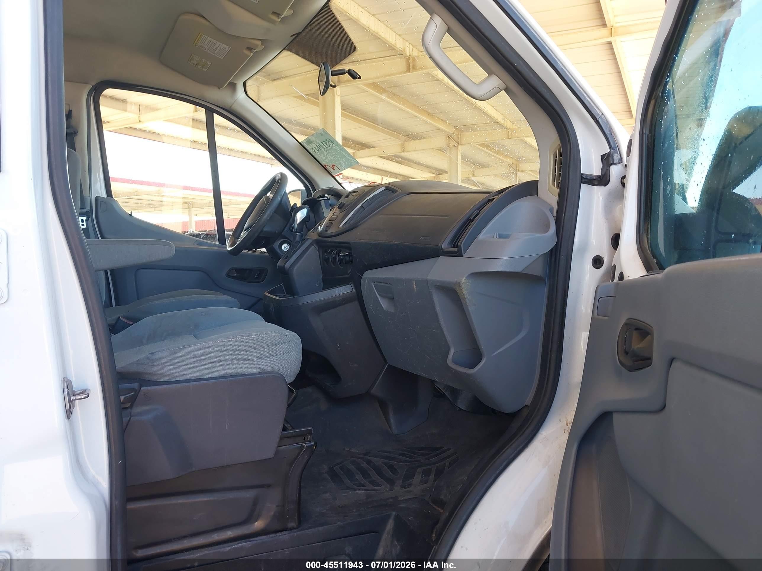 2015 Ford Transit-250   White vin: 1FTNR1ZMXFKA77902