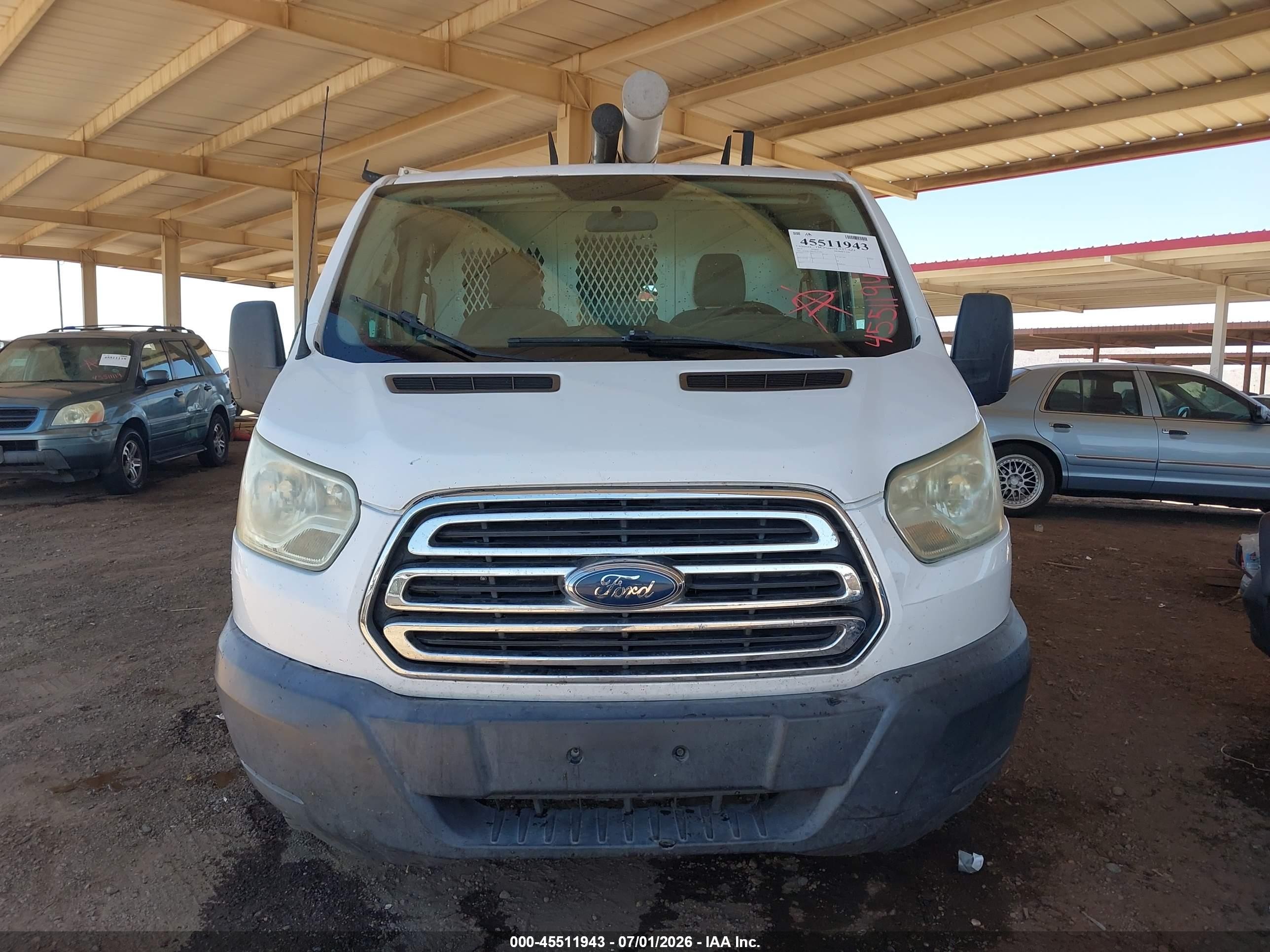 2015 Ford Transit-250   White vin: 1FTNR1ZMXFKA77902