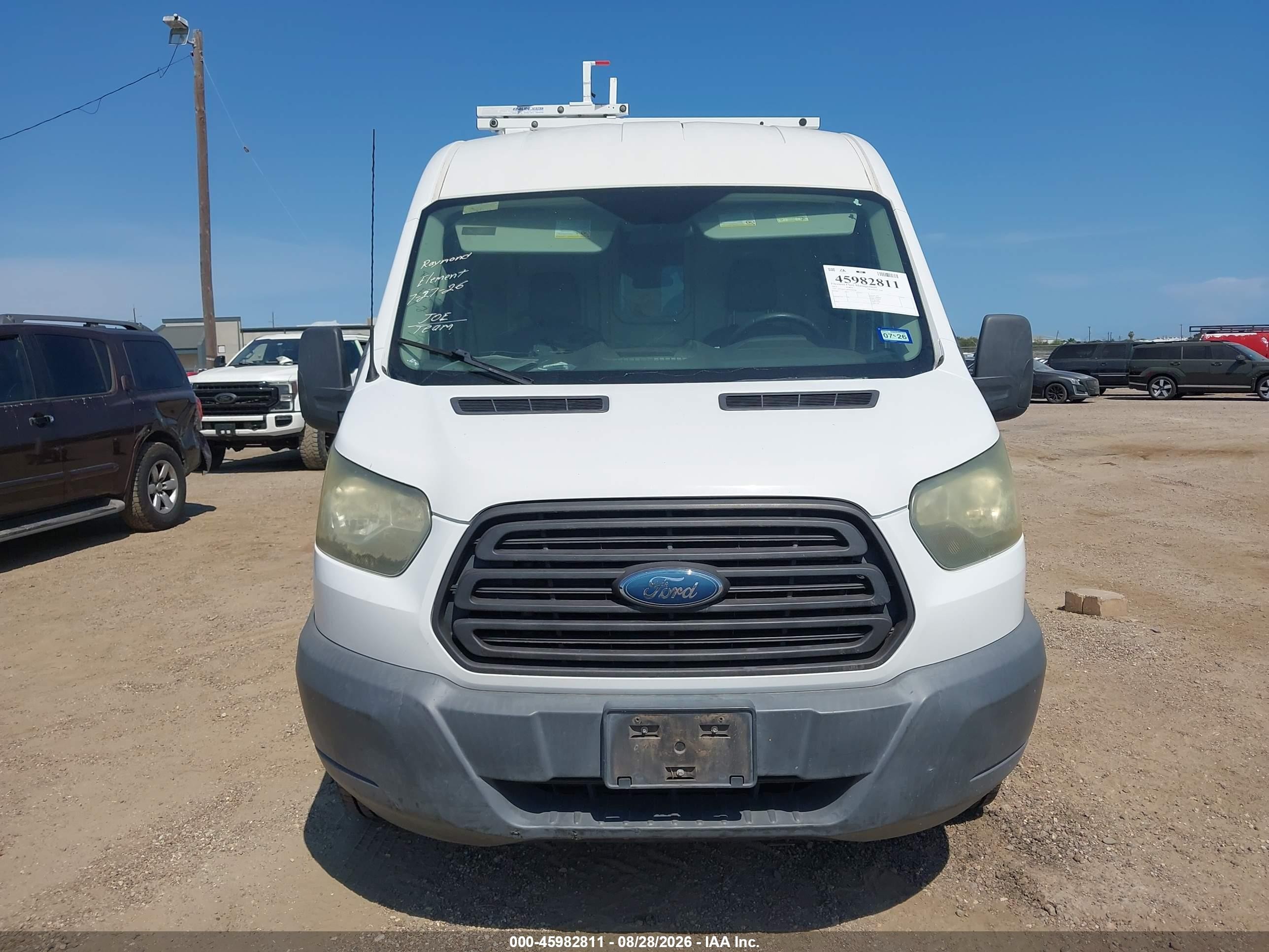2015 Ford Transit-250   White vin: 1FTNR2CG8FKA04598