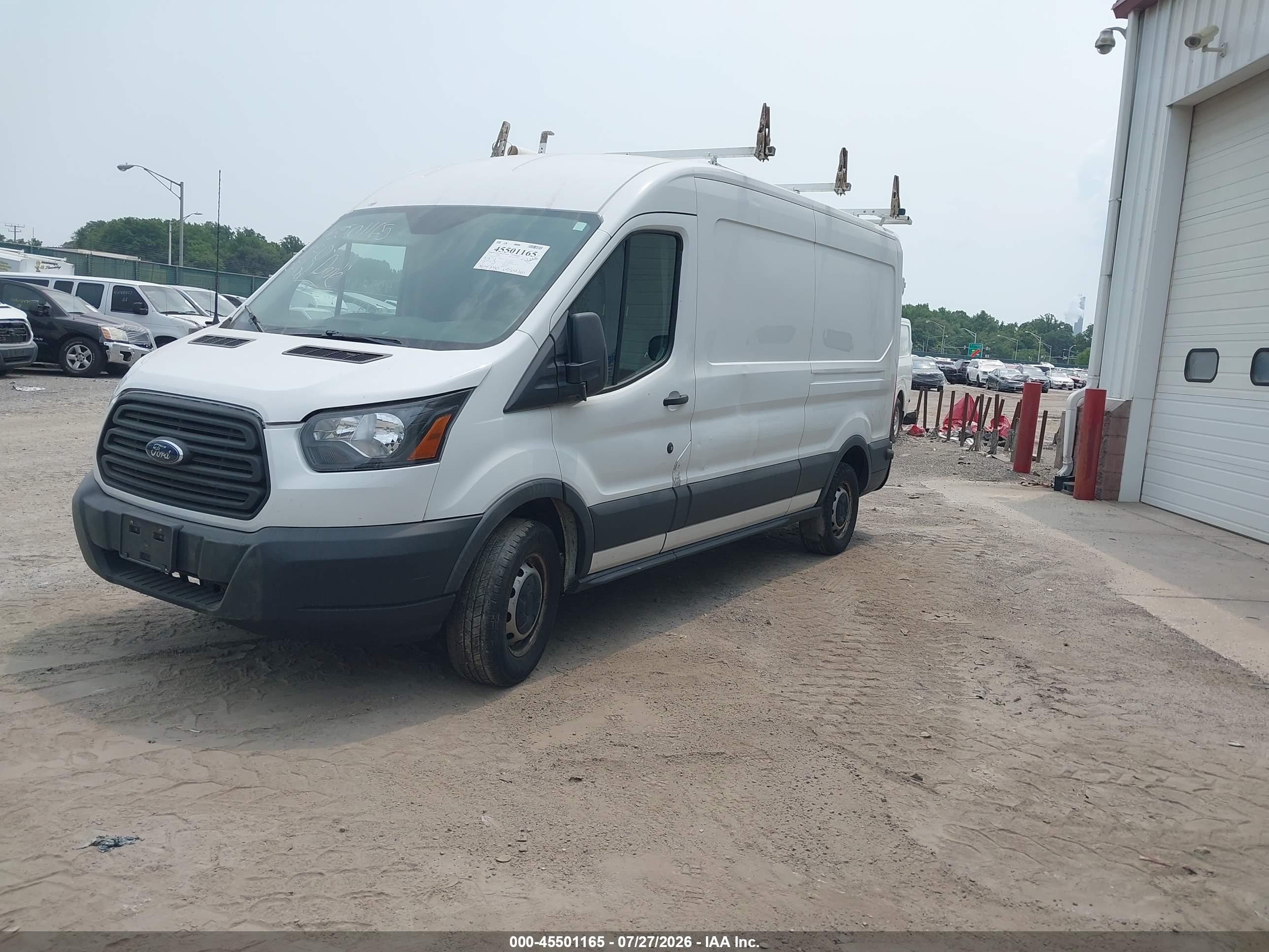 2015 Ford Transit-250   White vin: 1FTNR2CM0FKA57883