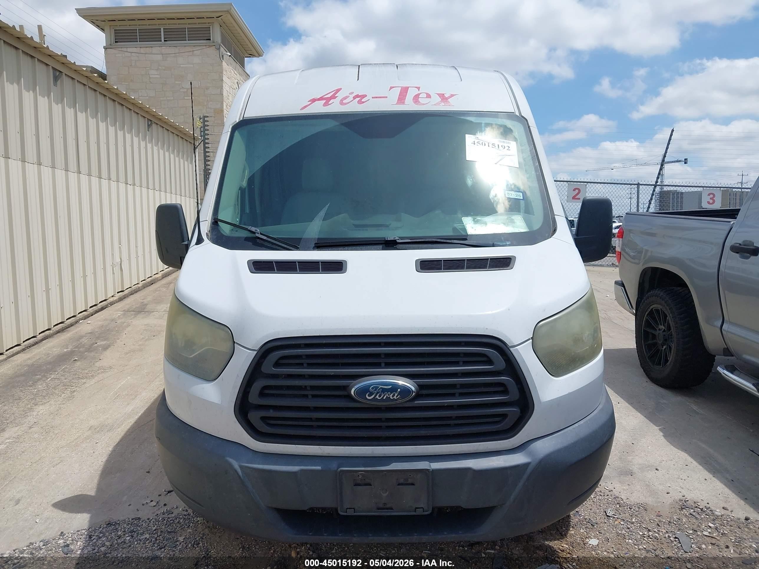 2015 Ford Transit-250   White vin: 1FTNR2CM1FKA58301