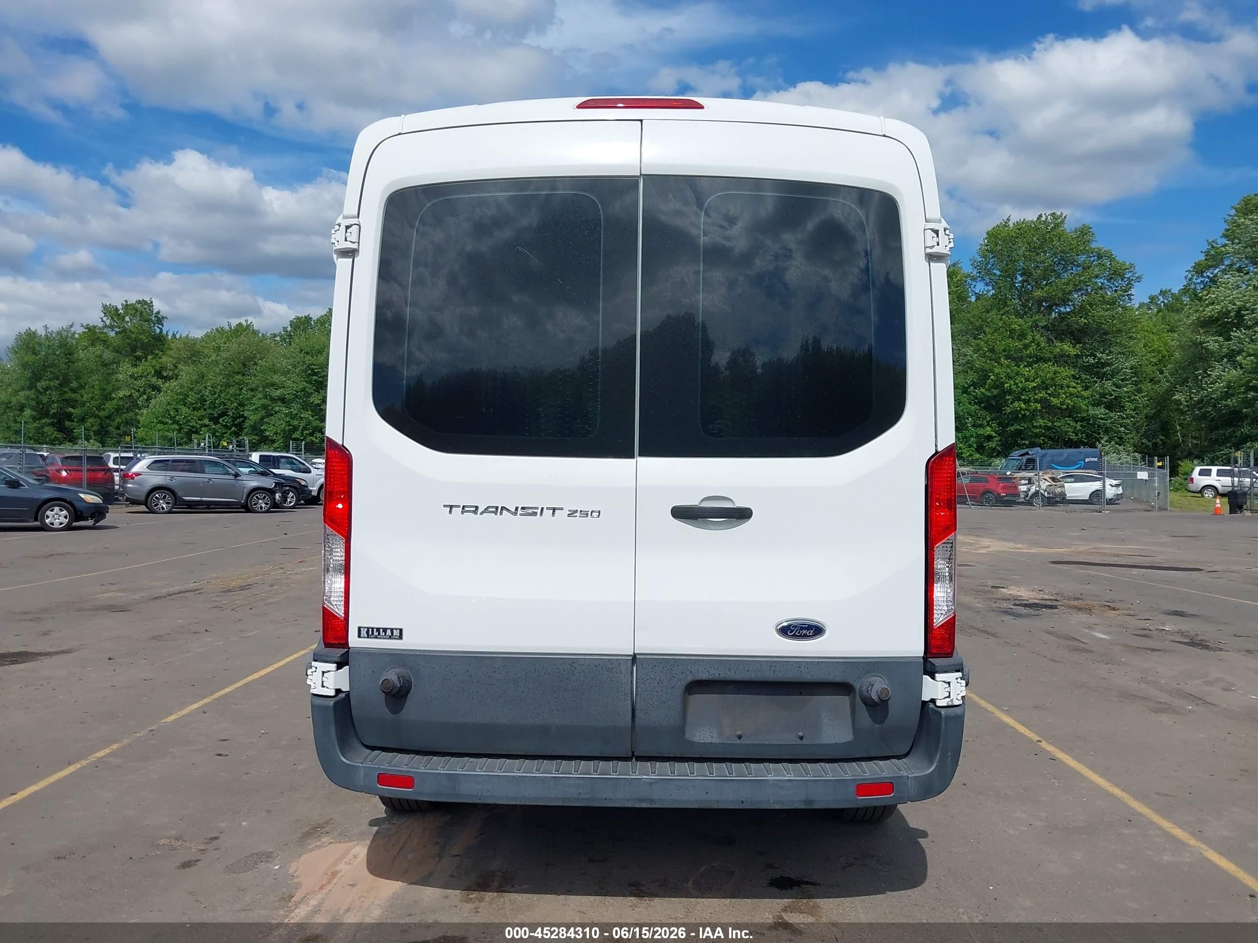 2015 Ford Transit-250   White vin: 1FTNR2CM2FKB06629