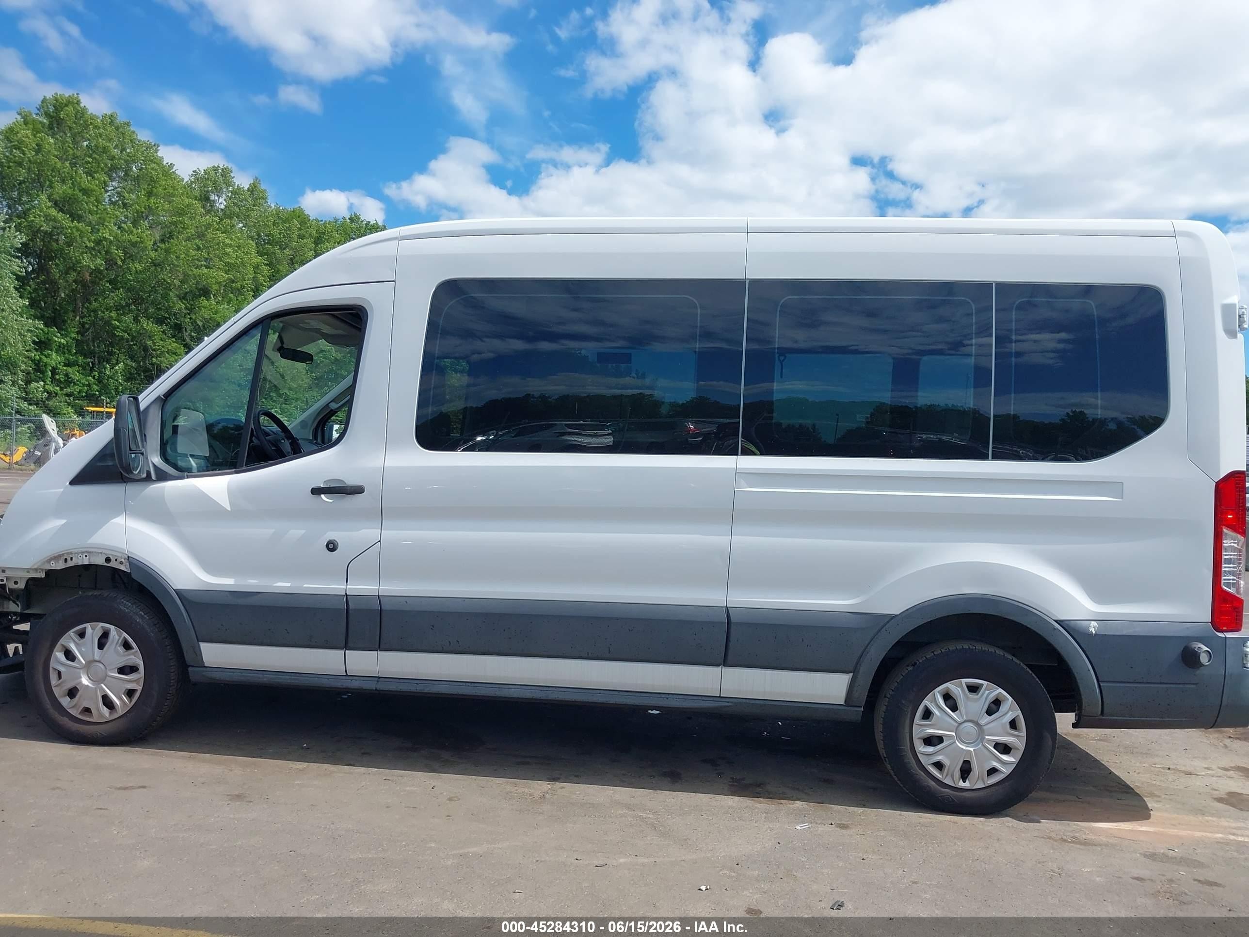 2015 Ford Transit-250   White vin: 1FTNR2CM2FKB06629
