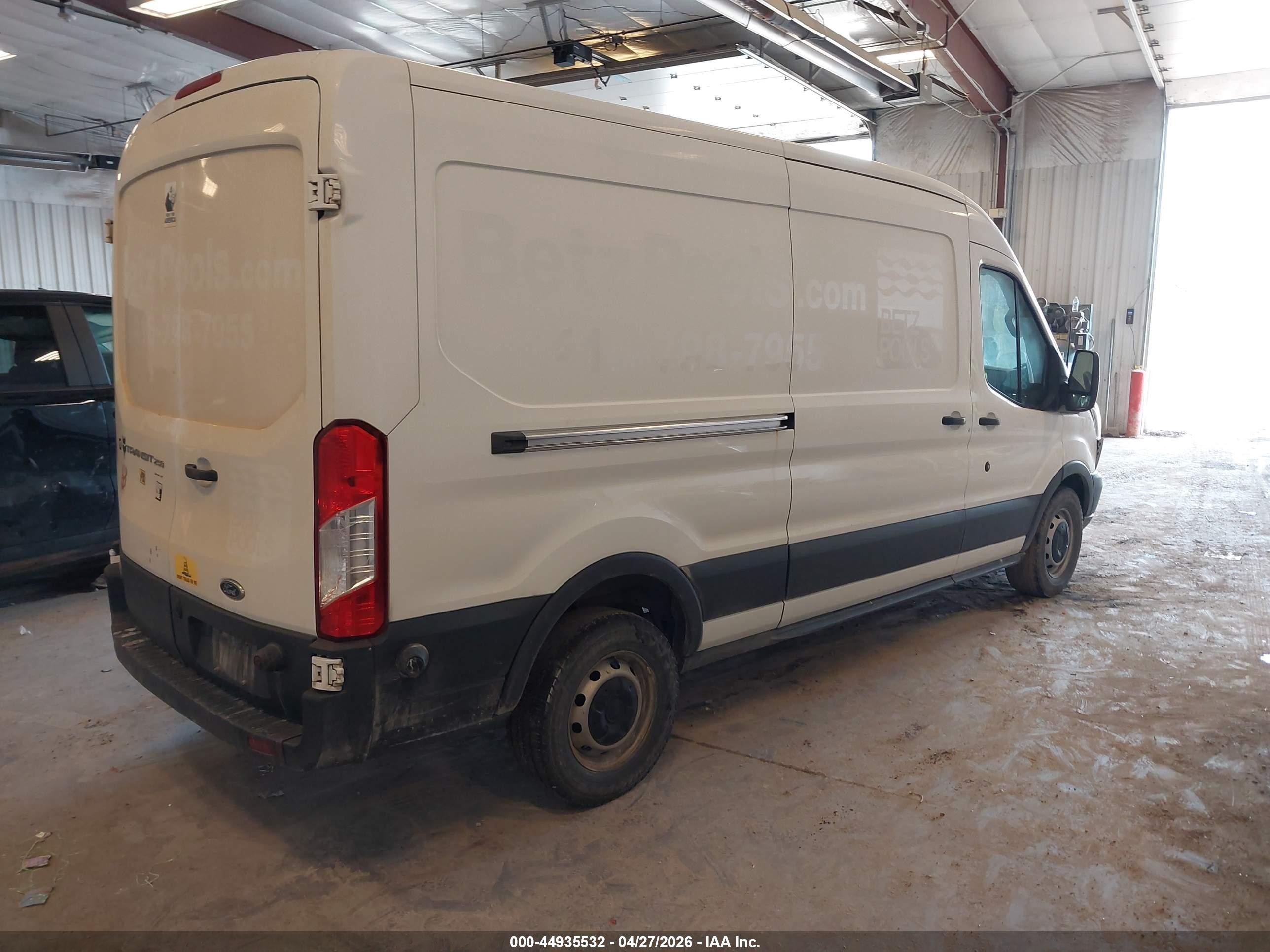 2015 Ford Transit-250   White vin: 1FTNR2CM4FKA69177