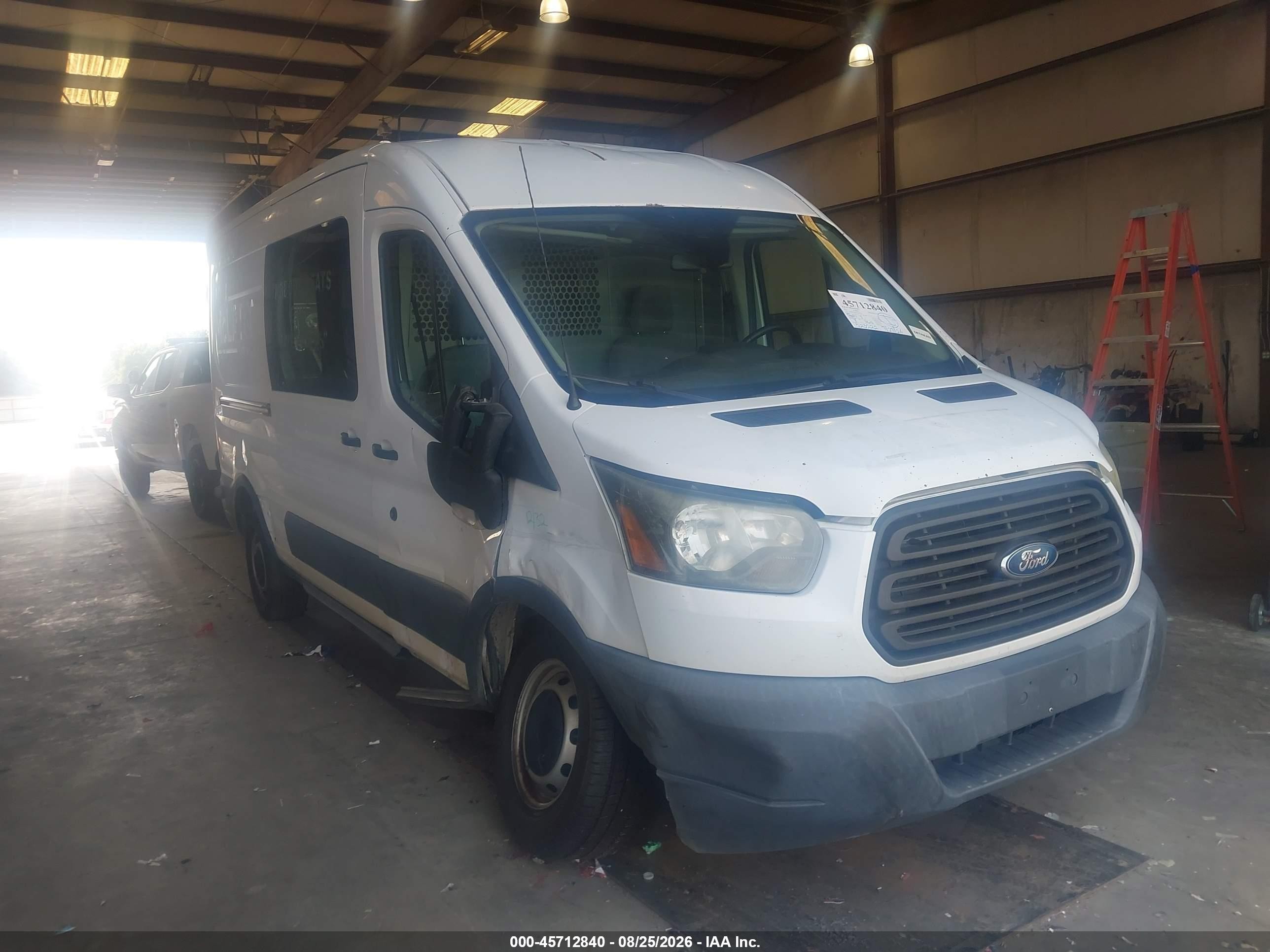 2015 Ford Transit-250   White vin: 1FTNR2CM5FKA06136