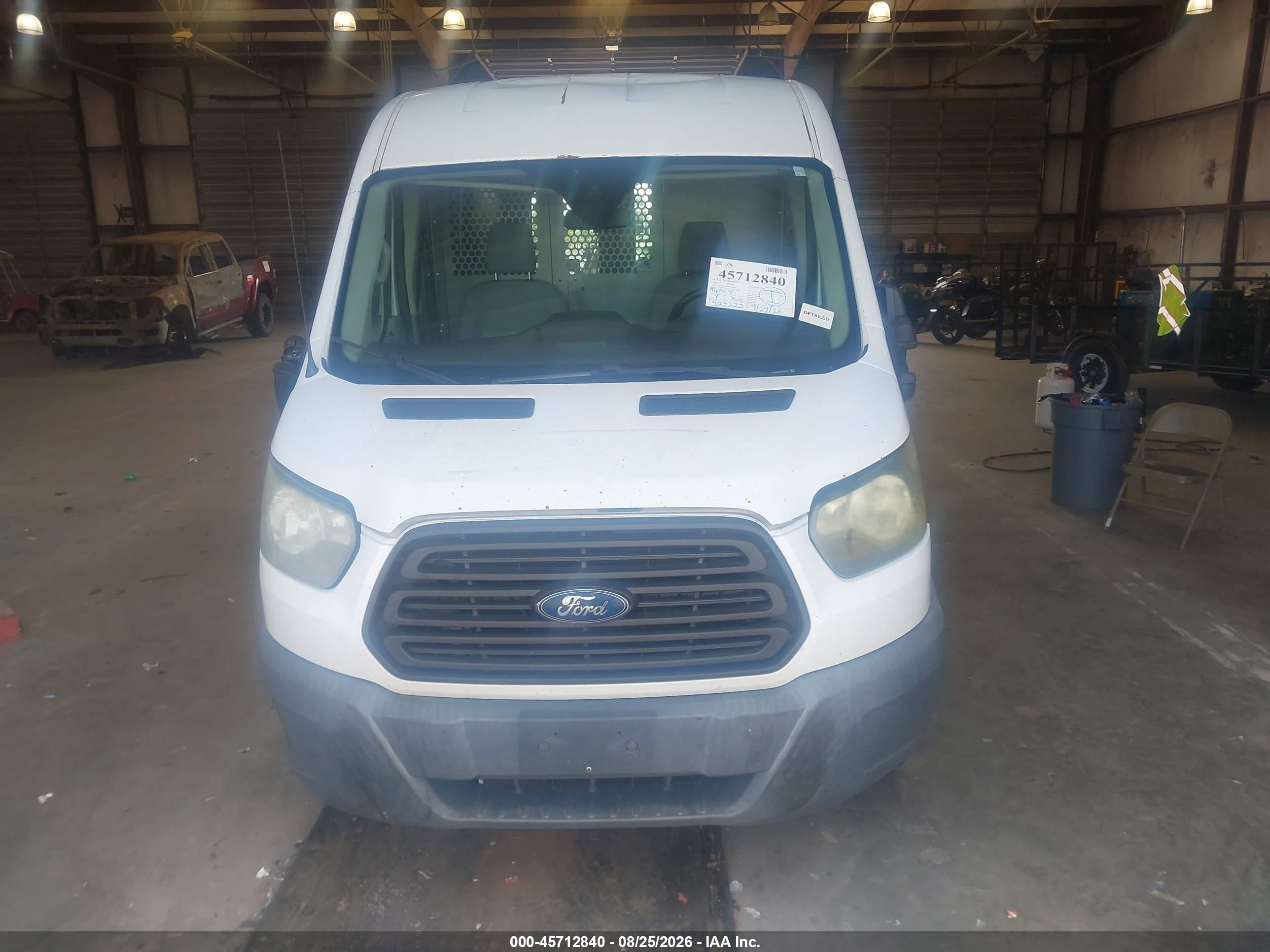2015 Ford Transit-250   White vin: 1FTNR2CM5FKA06136