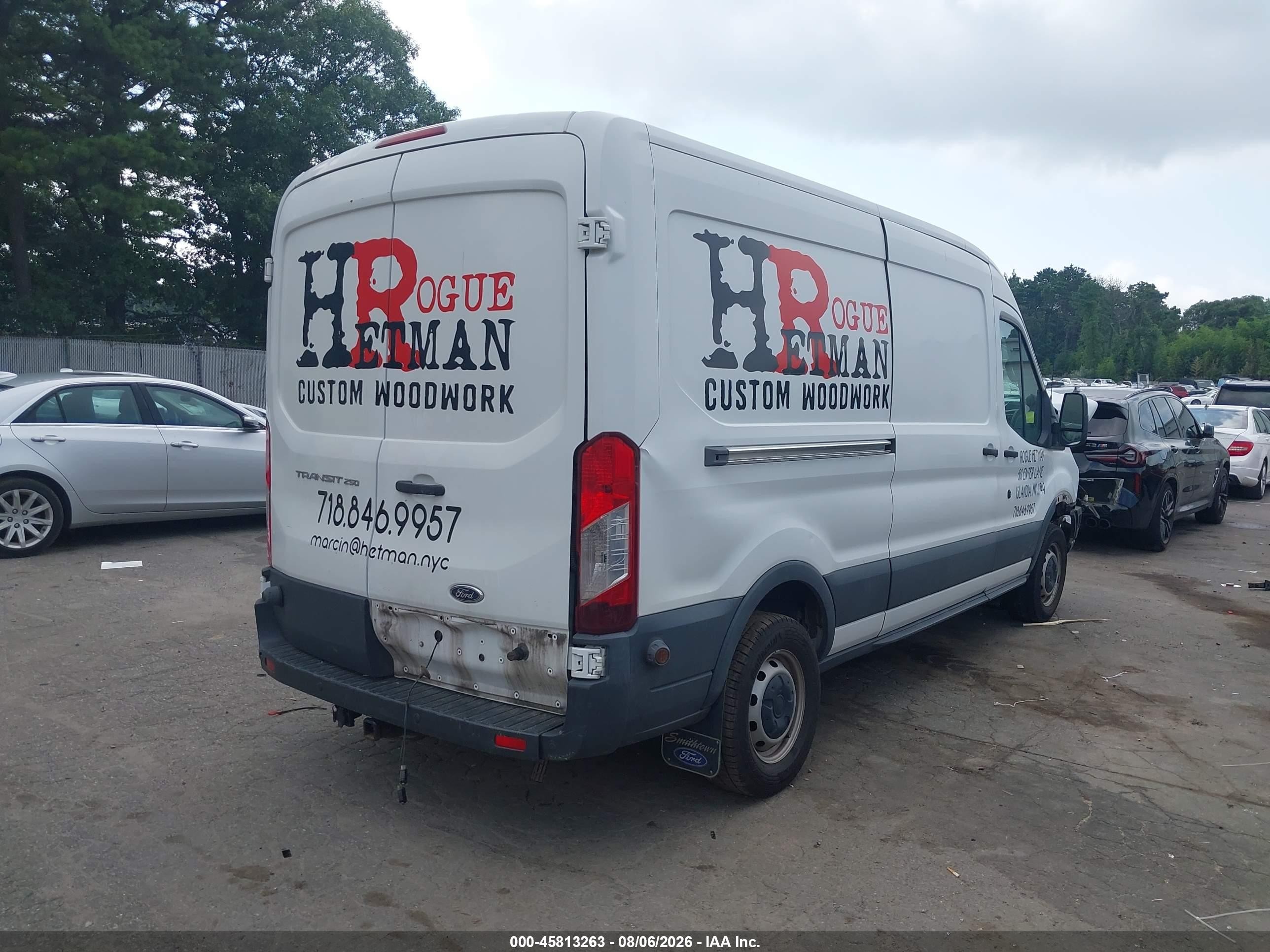 2015 Ford Transit-250   White vin: 1FTNR2CM5FKA93021