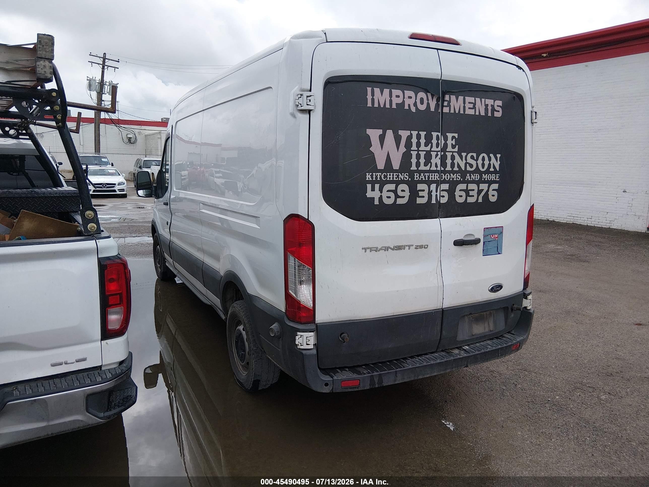 2015 Ford Transit-250   White vin: 1FTNR2CM6FKA51795