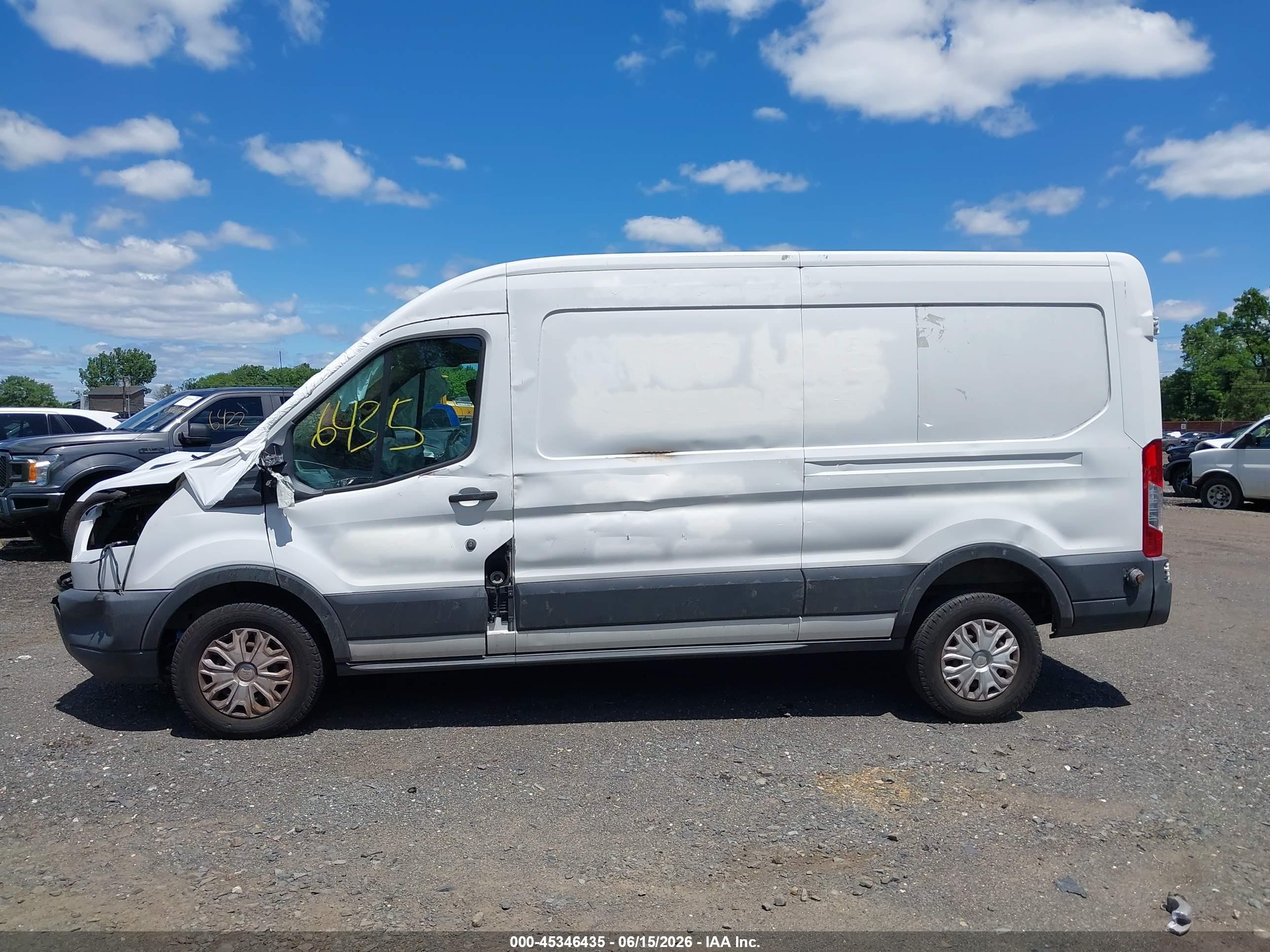 2015 Ford Transit-250 White vin: 1FTNR2CM7FKA05019