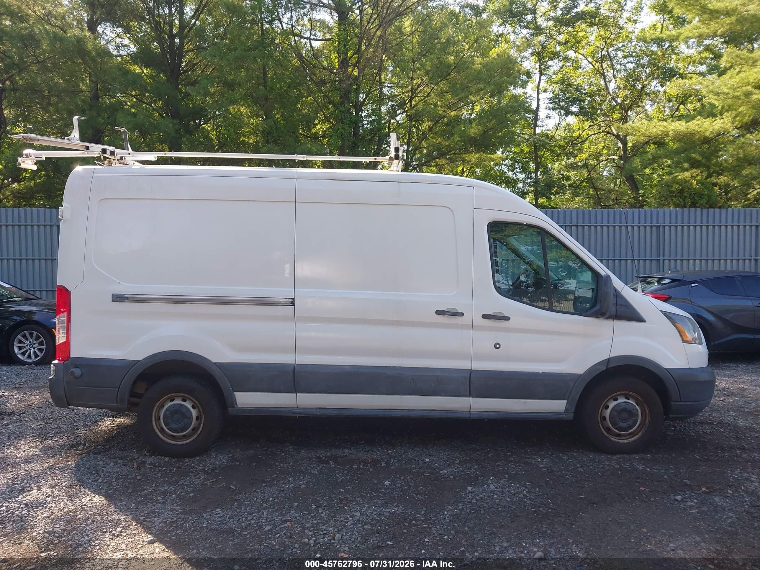 2015 Ford Transit-250   White vin: 1FTNR2CM7FKB07176